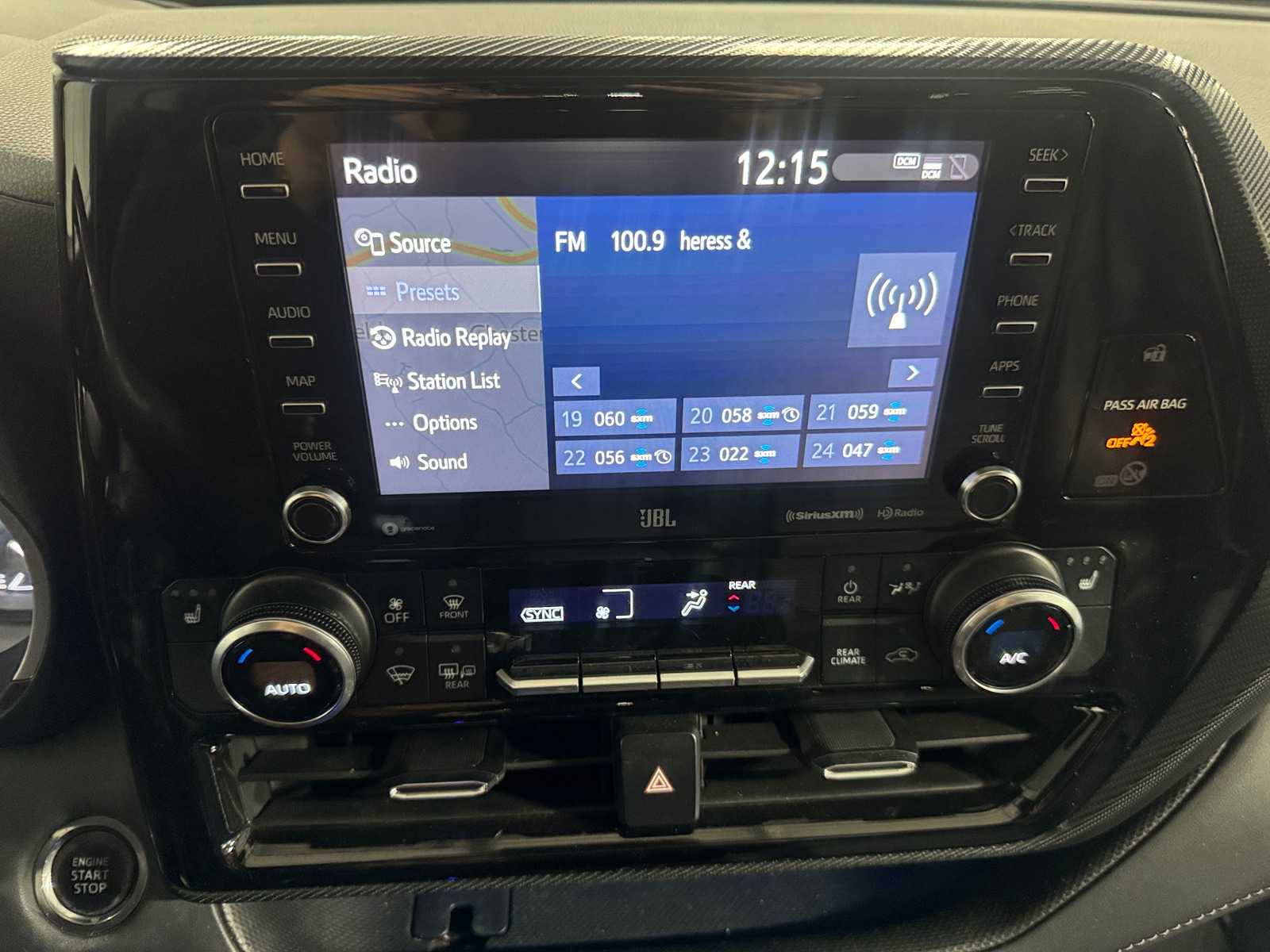 Thumbnail: 2021 Toyota Highlander - 3