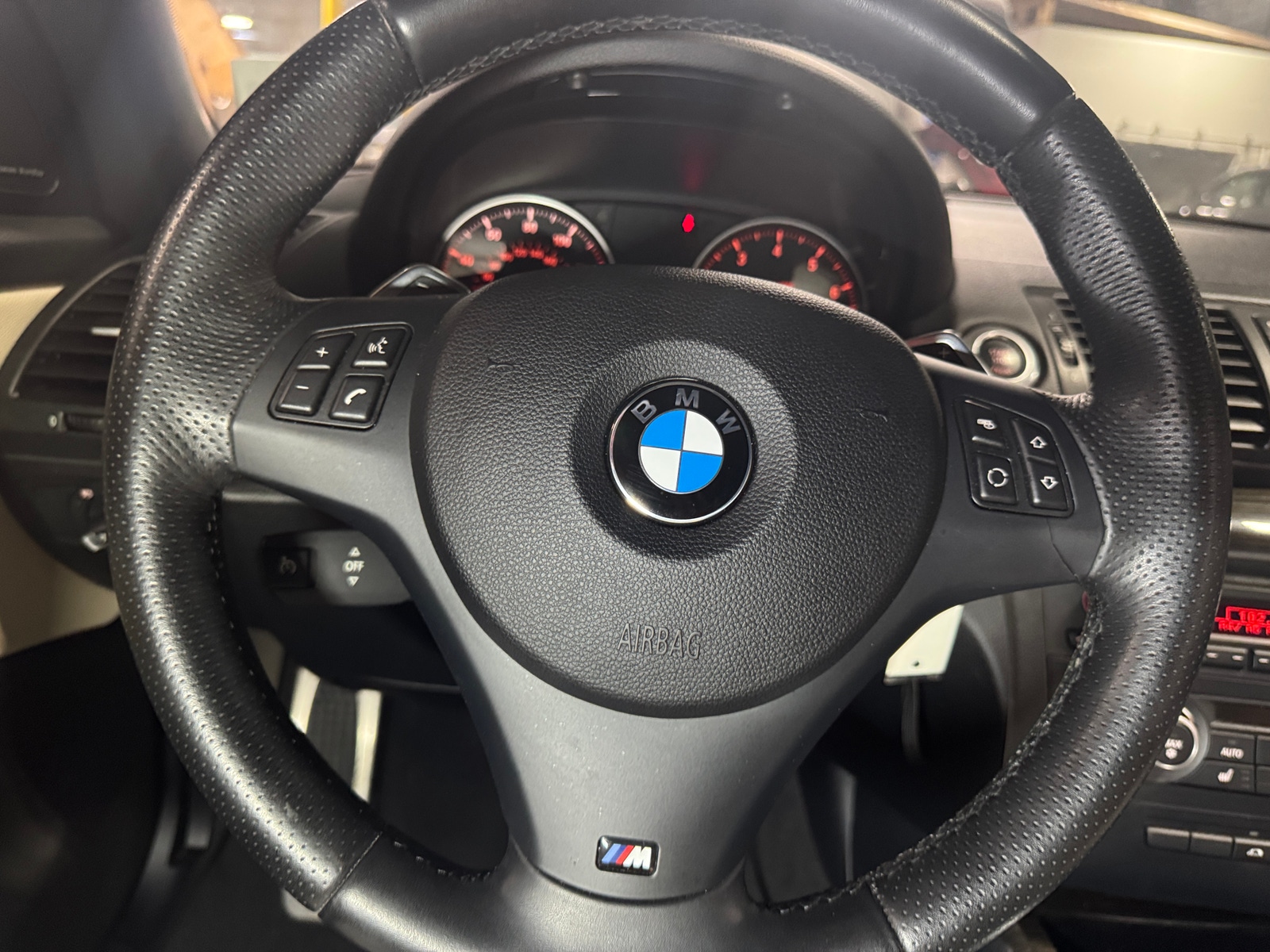 Thumbnail: 2012 BMW 1 Series - 4