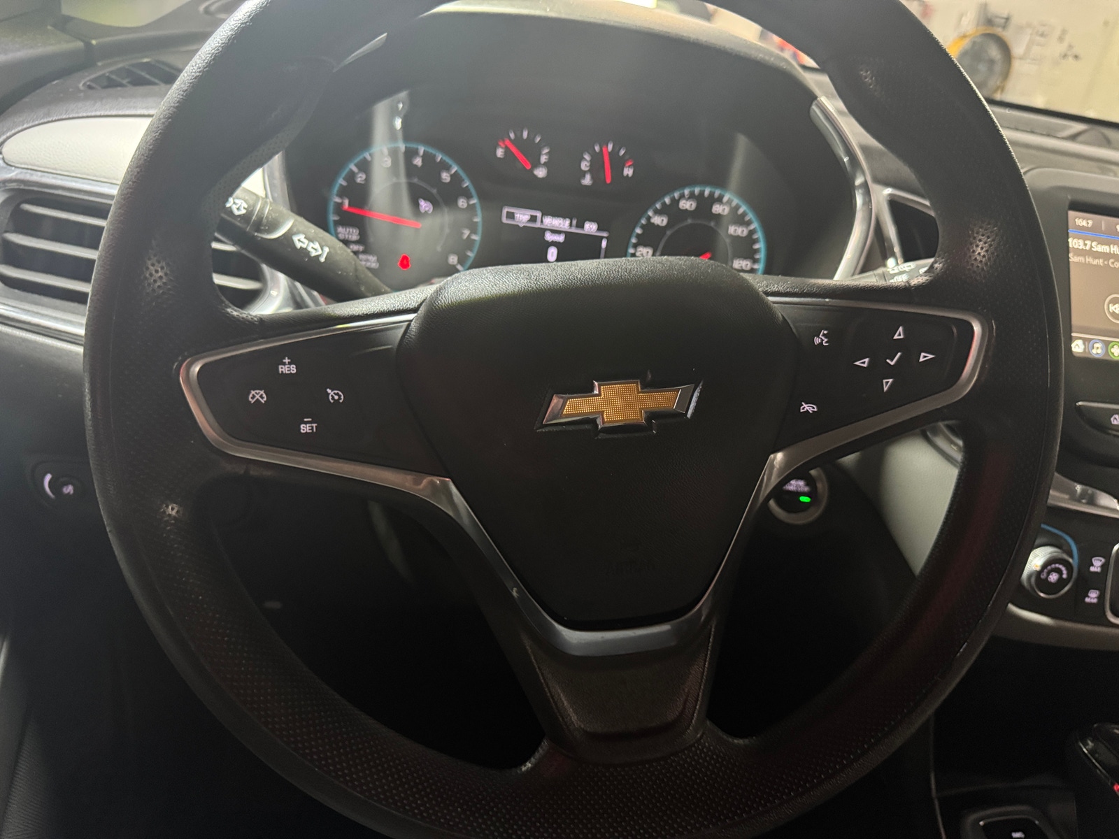 Thumbnail: 2019 Chevrolet Equinox - 5