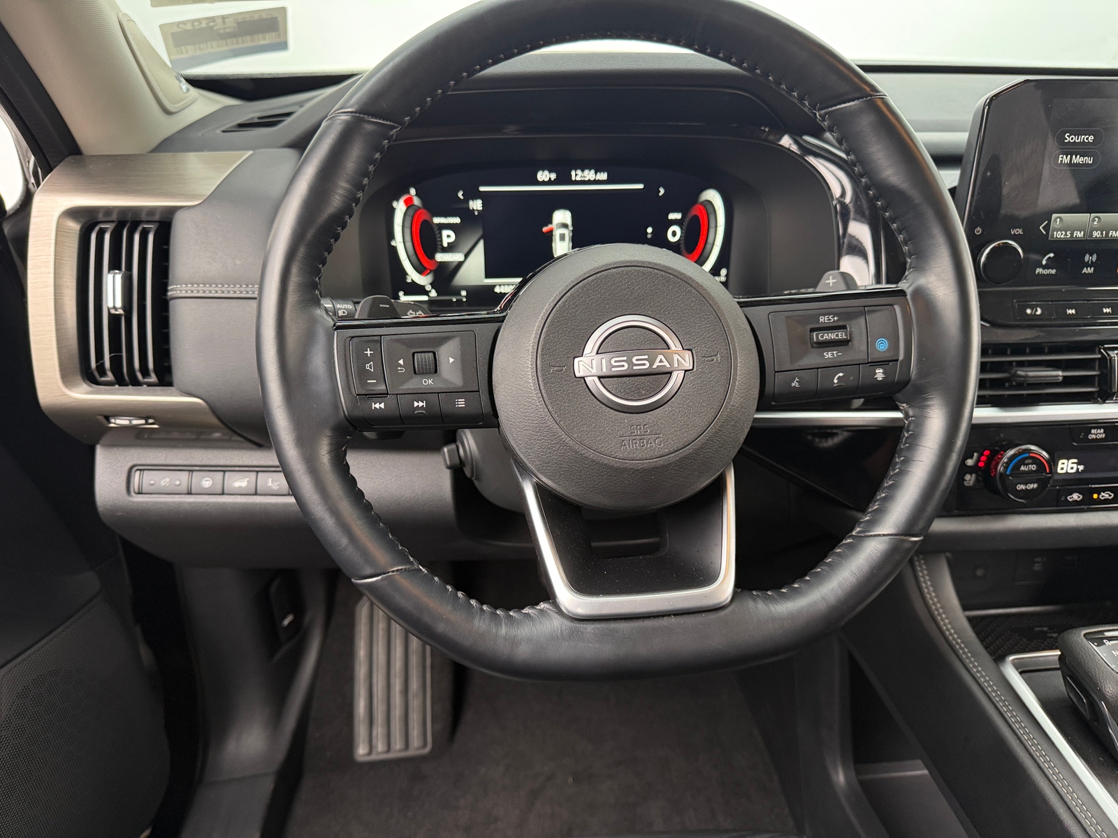 Thumbnail: 2022 Nissan Pathfinder - 4
