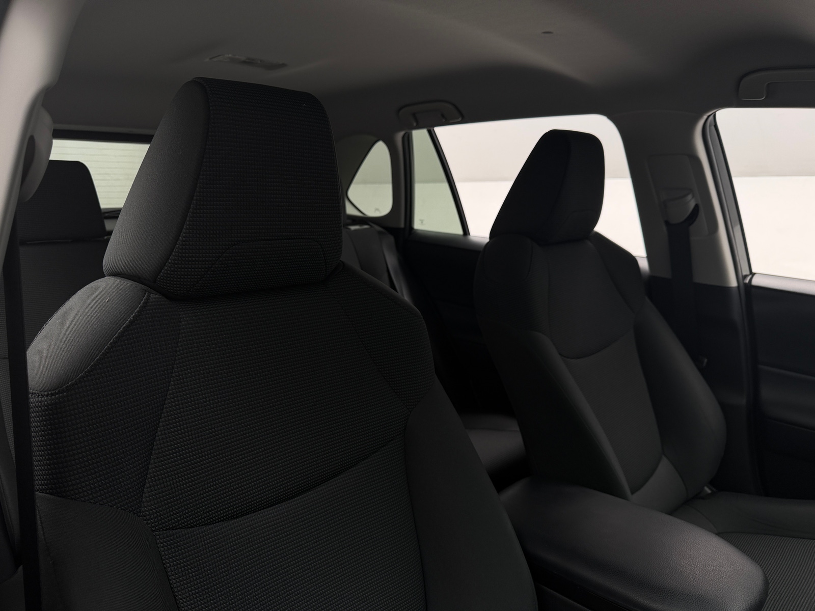 Thumbnail: 2021 Toyota RAV4 - 2