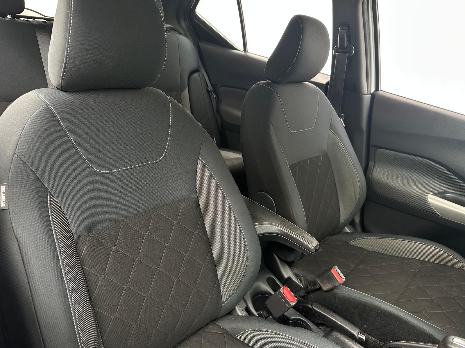 Thumbnail: 2020 Nissan Kicks - 2