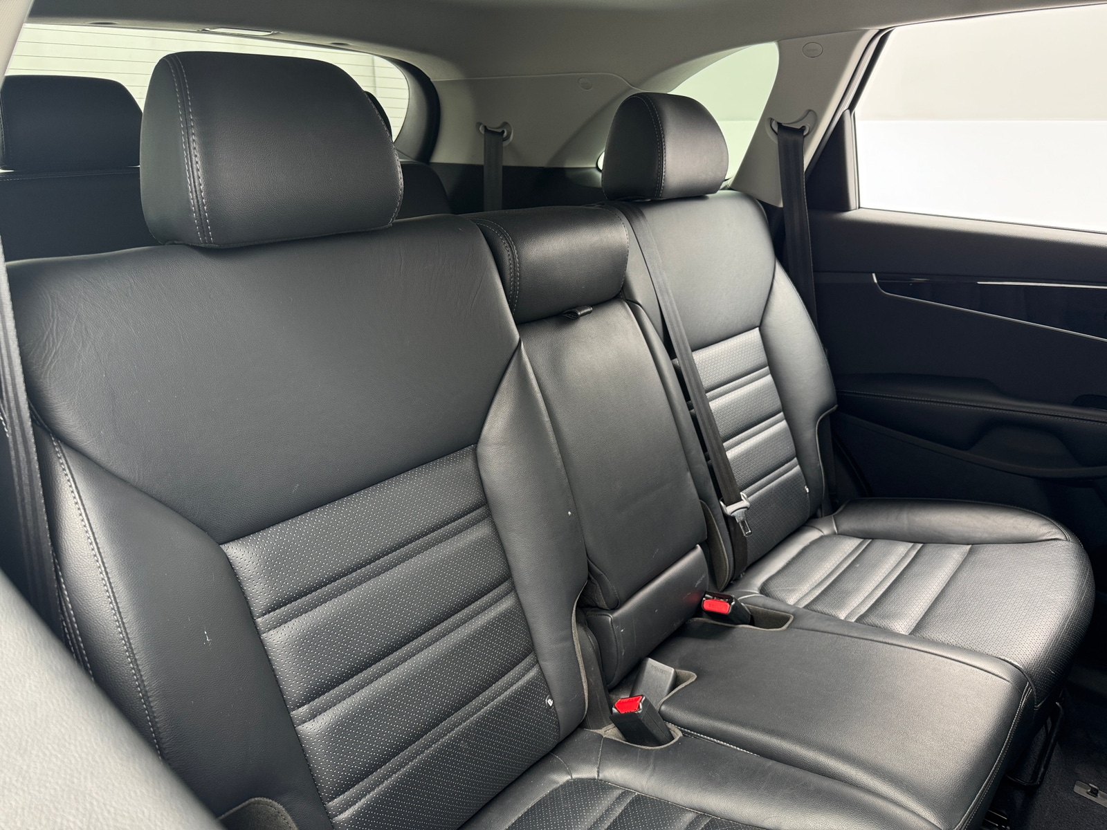 Thumbnail: 2020 Kia Sorento - 5