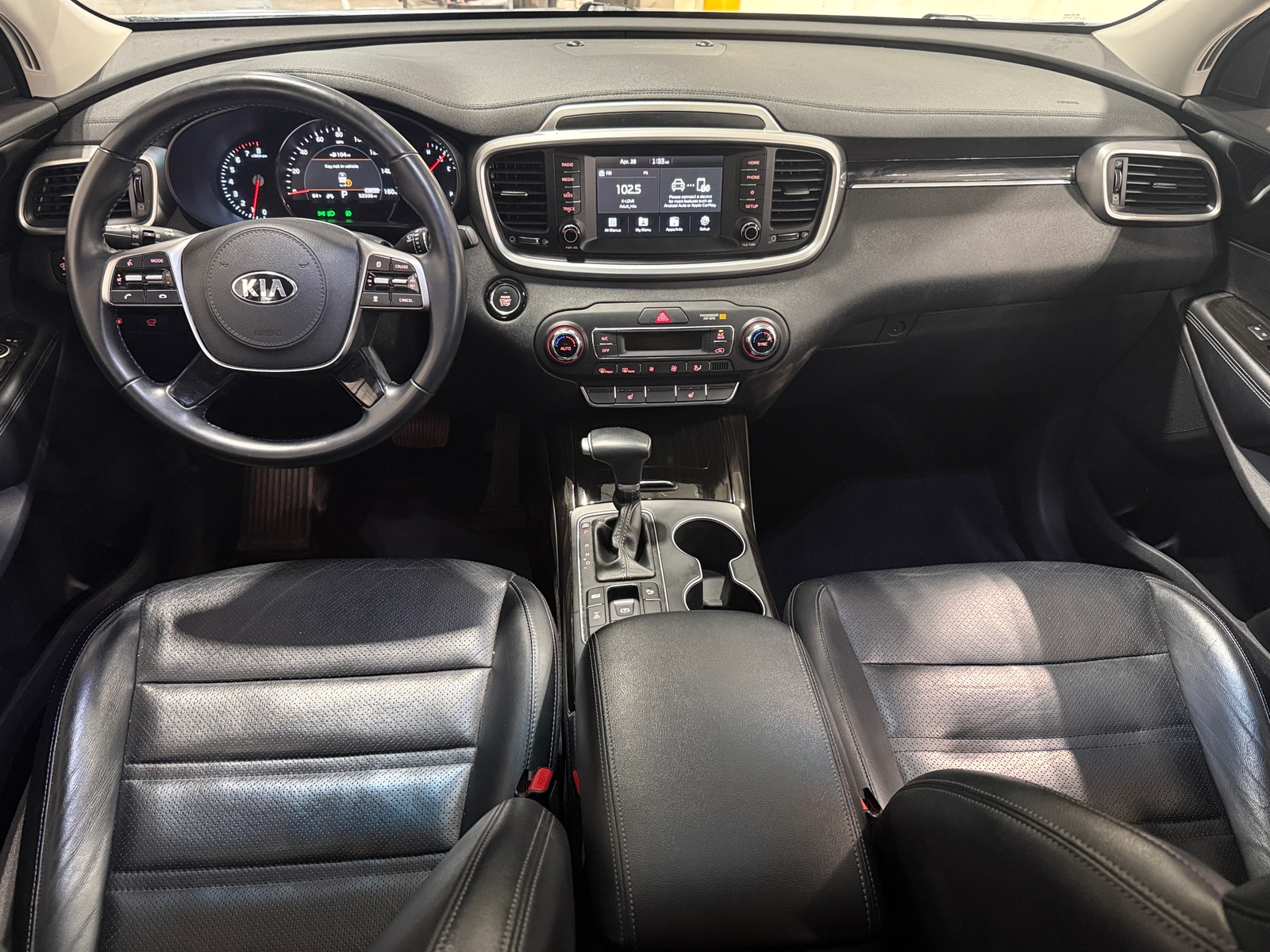 Thumbnail: 2020 Kia Sorento - 2