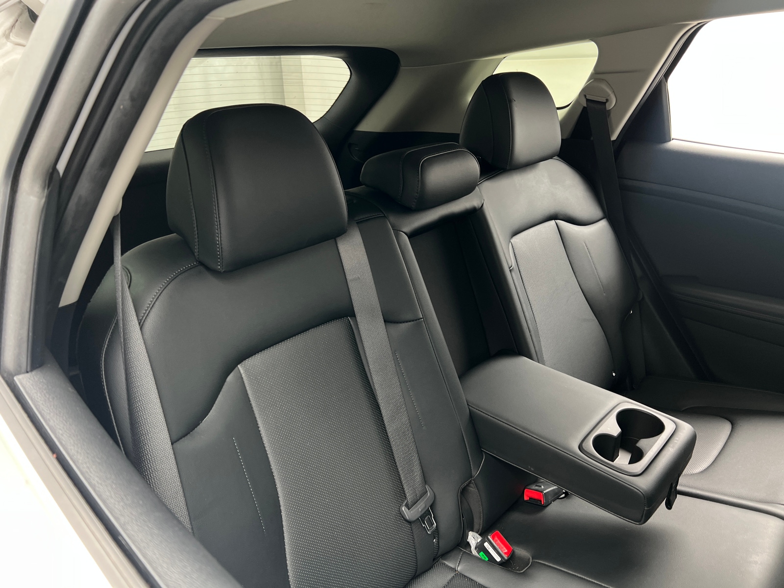 Thumbnail: 2023 Kia Sportage - 5