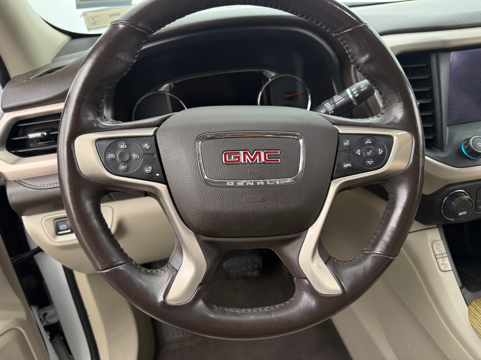 Thumbnail: 2019 GMC Acadia - 4