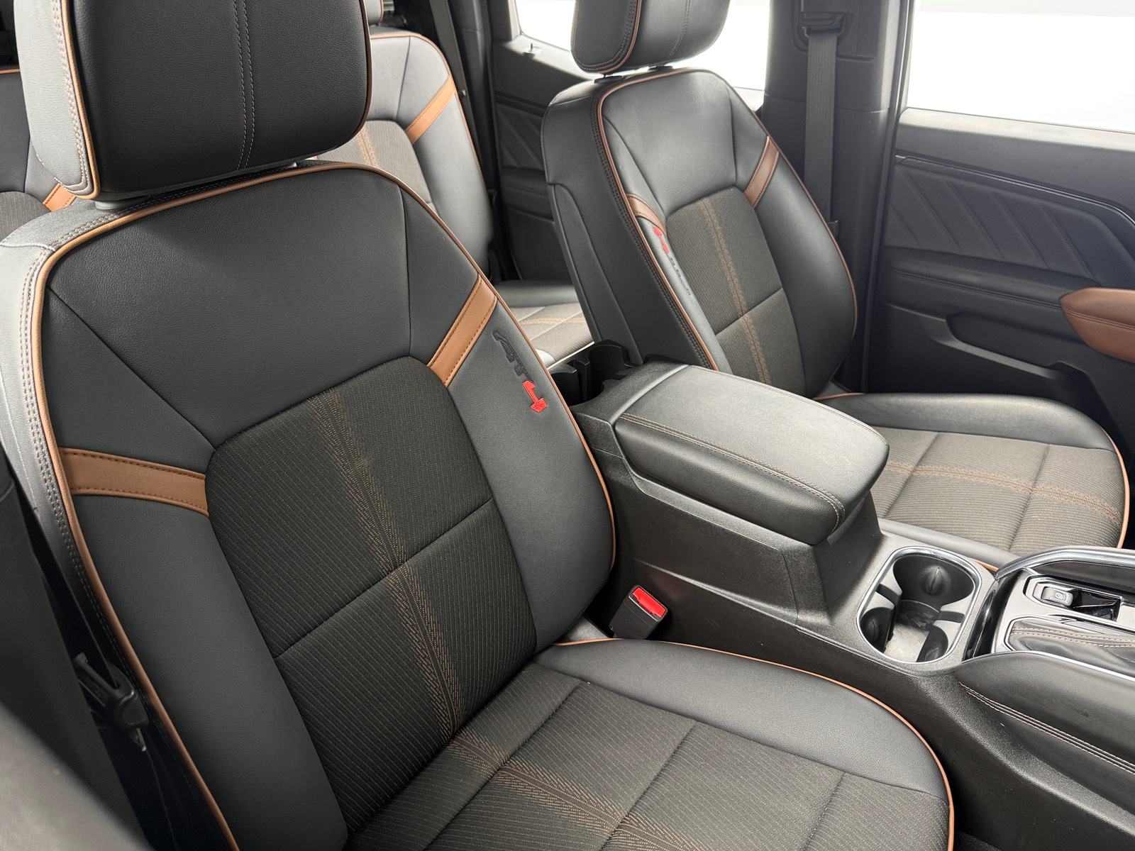 Thumbnail: 2024 GMC Canyon - 2