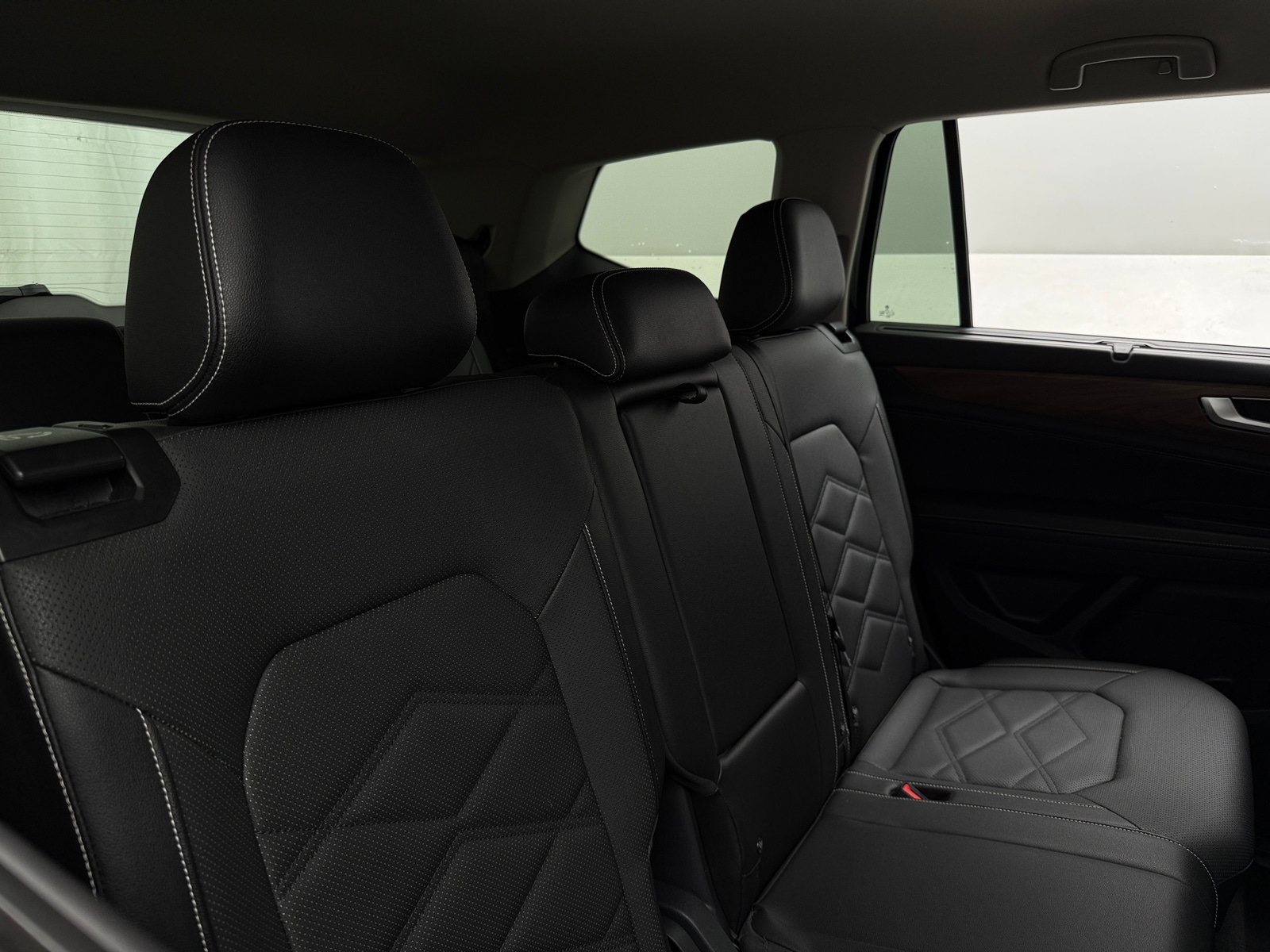Thumbnail: 2025 Volkswagen Atlas - 5