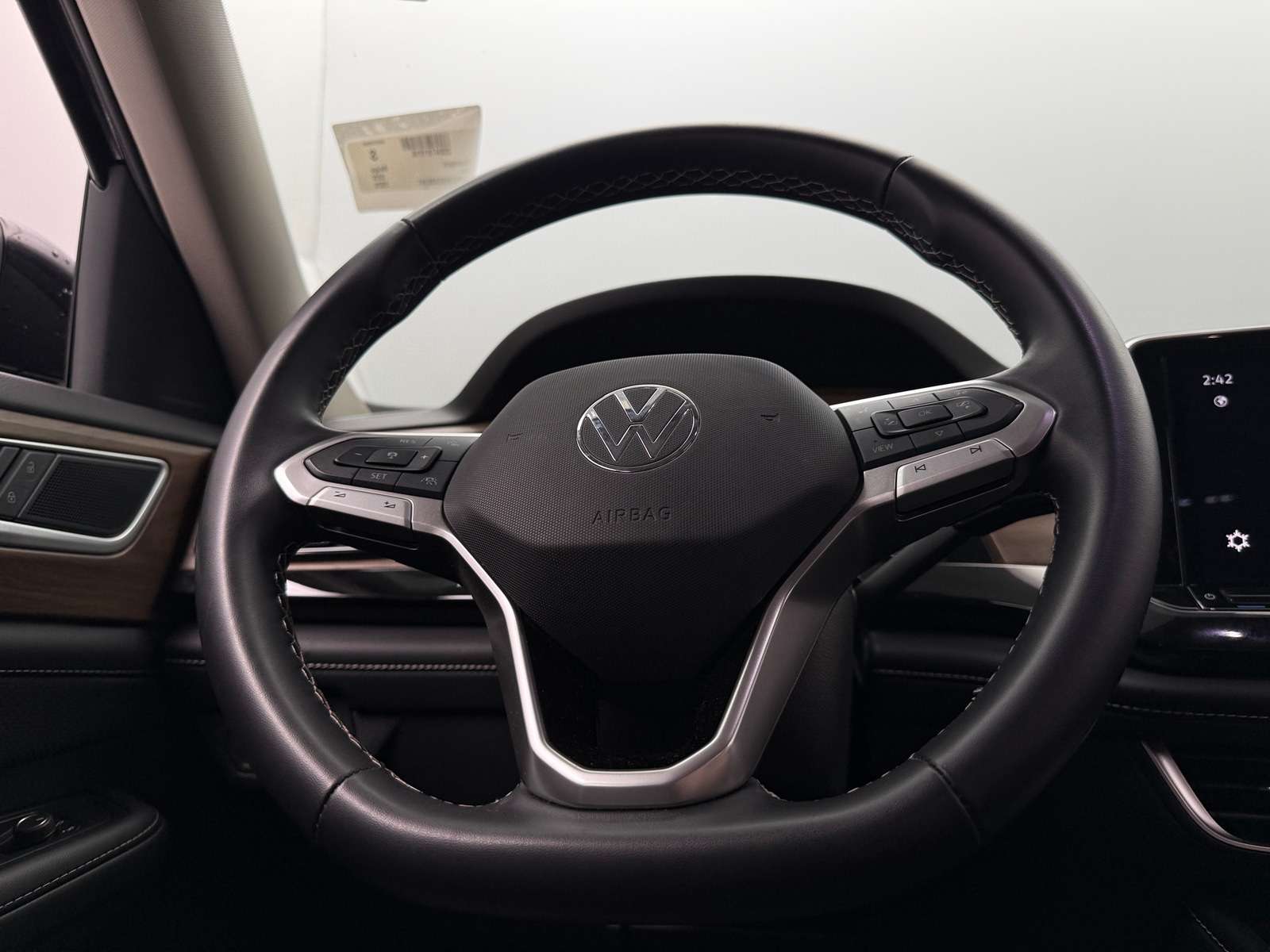 Thumbnail: 2025 Volkswagen Atlas - 4