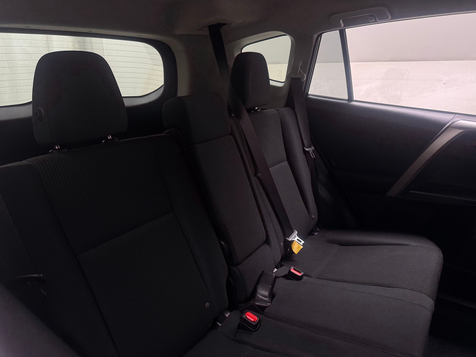 Thumbnail: 2018 Toyota RAV4 - 6