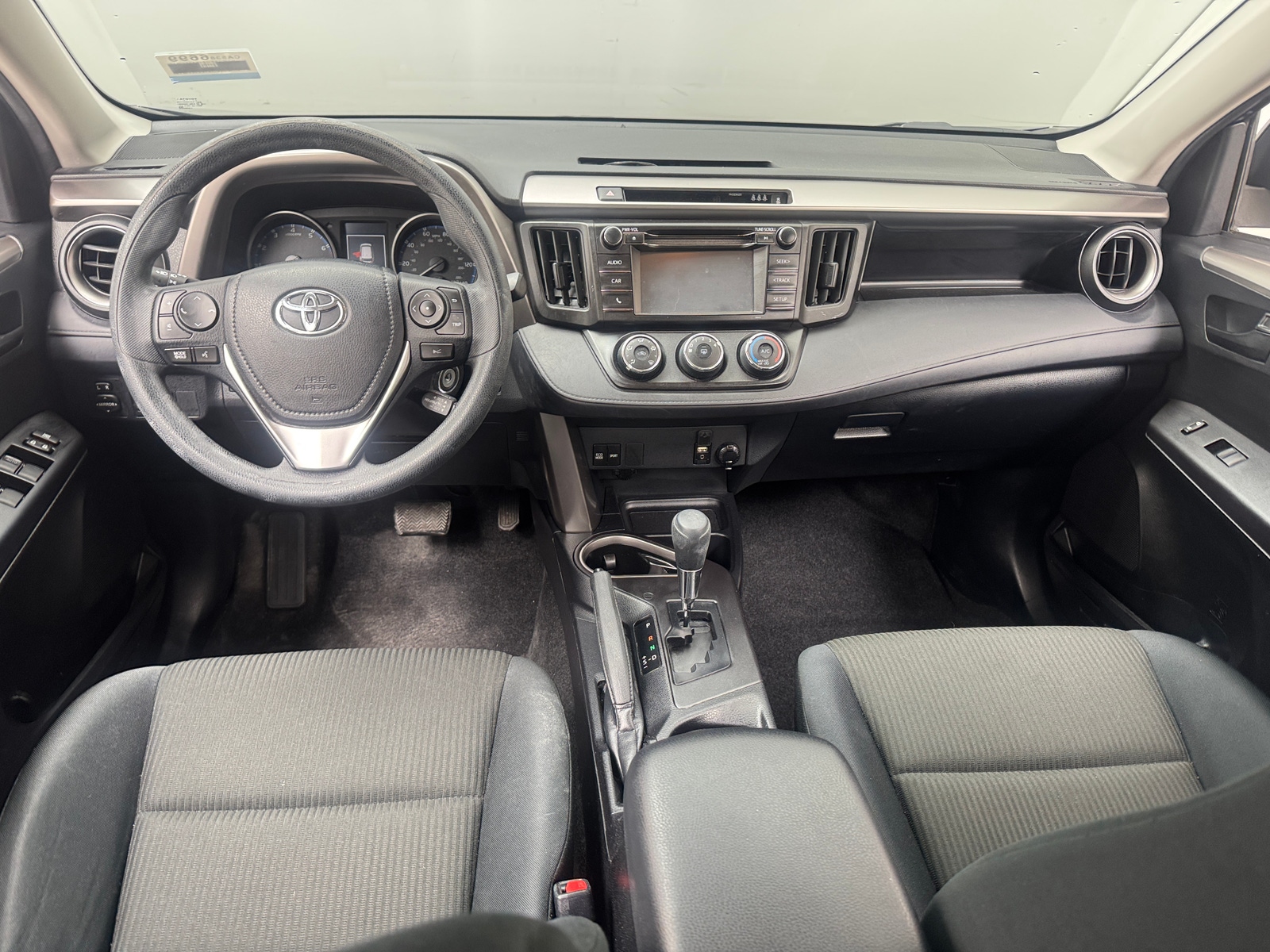 Thumbnail: 2018 Toyota RAV4 - 3