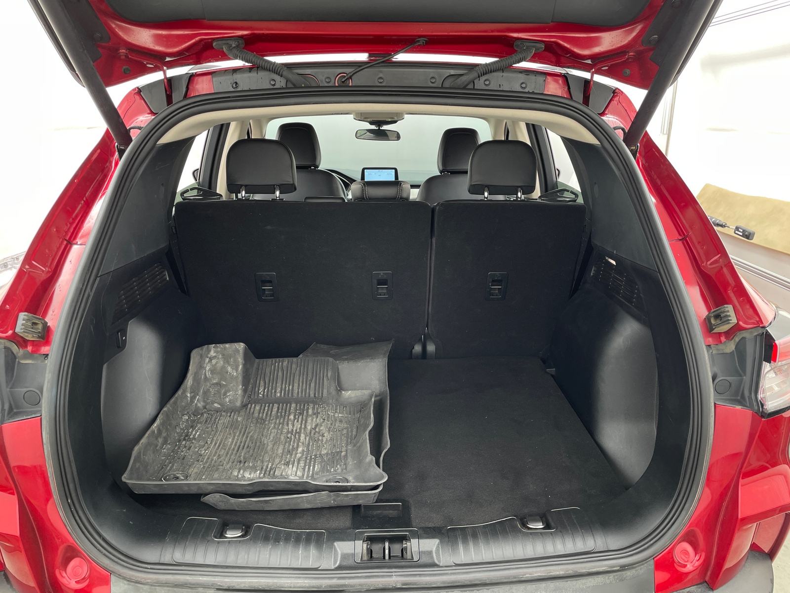 Thumbnail: 2020 Ford Escape - 6