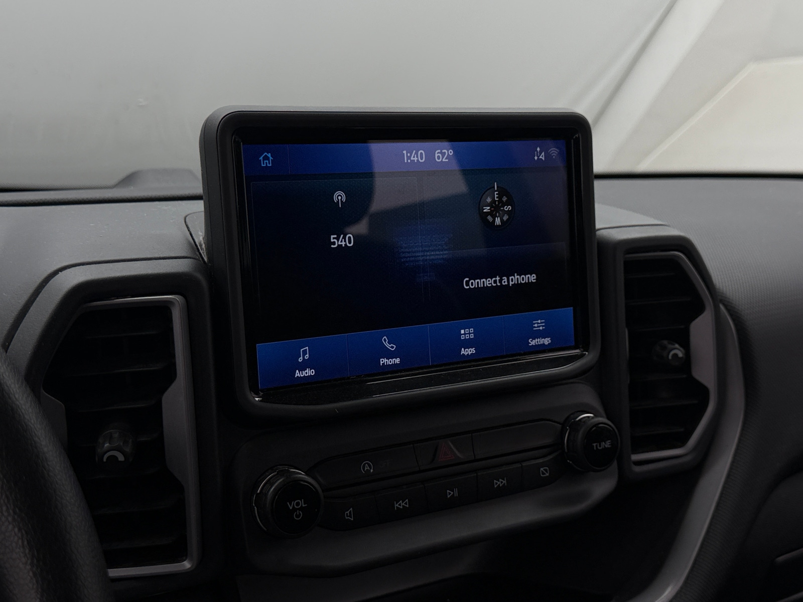 Thumbnail: 2021 Ford Bronco Sport - 4
