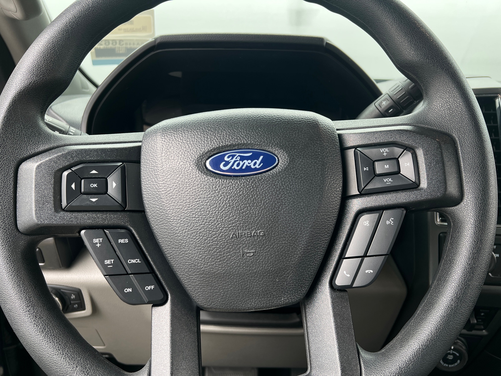 Thumbnail: 2022 Ford Econoline - 5