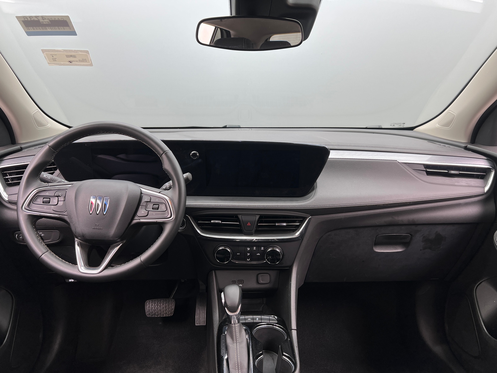 Thumbnail: 2025 Buick Encore GX - 2