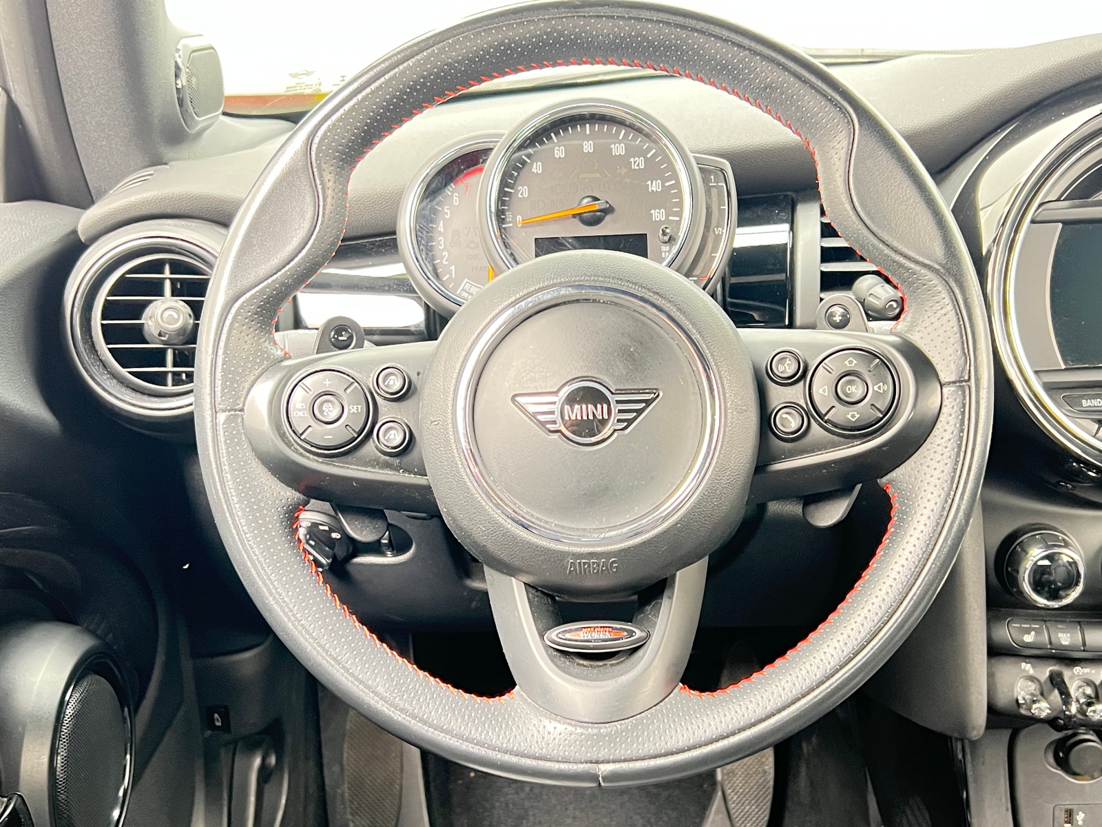 Thumbnail: 2020 MINI Cooper Convertible - 4