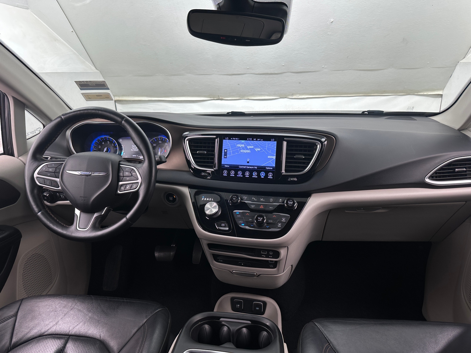 Thumbnail: 2017 Chrysler Pacifica - 2