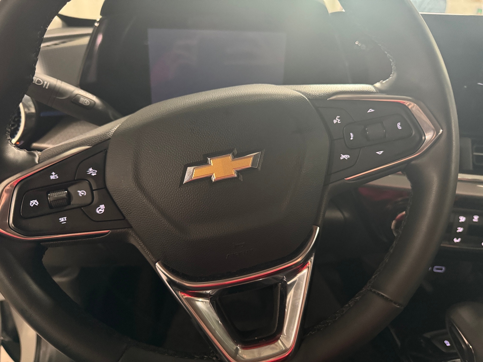 Thumbnail: 2025 Chevrolet Trax - 5