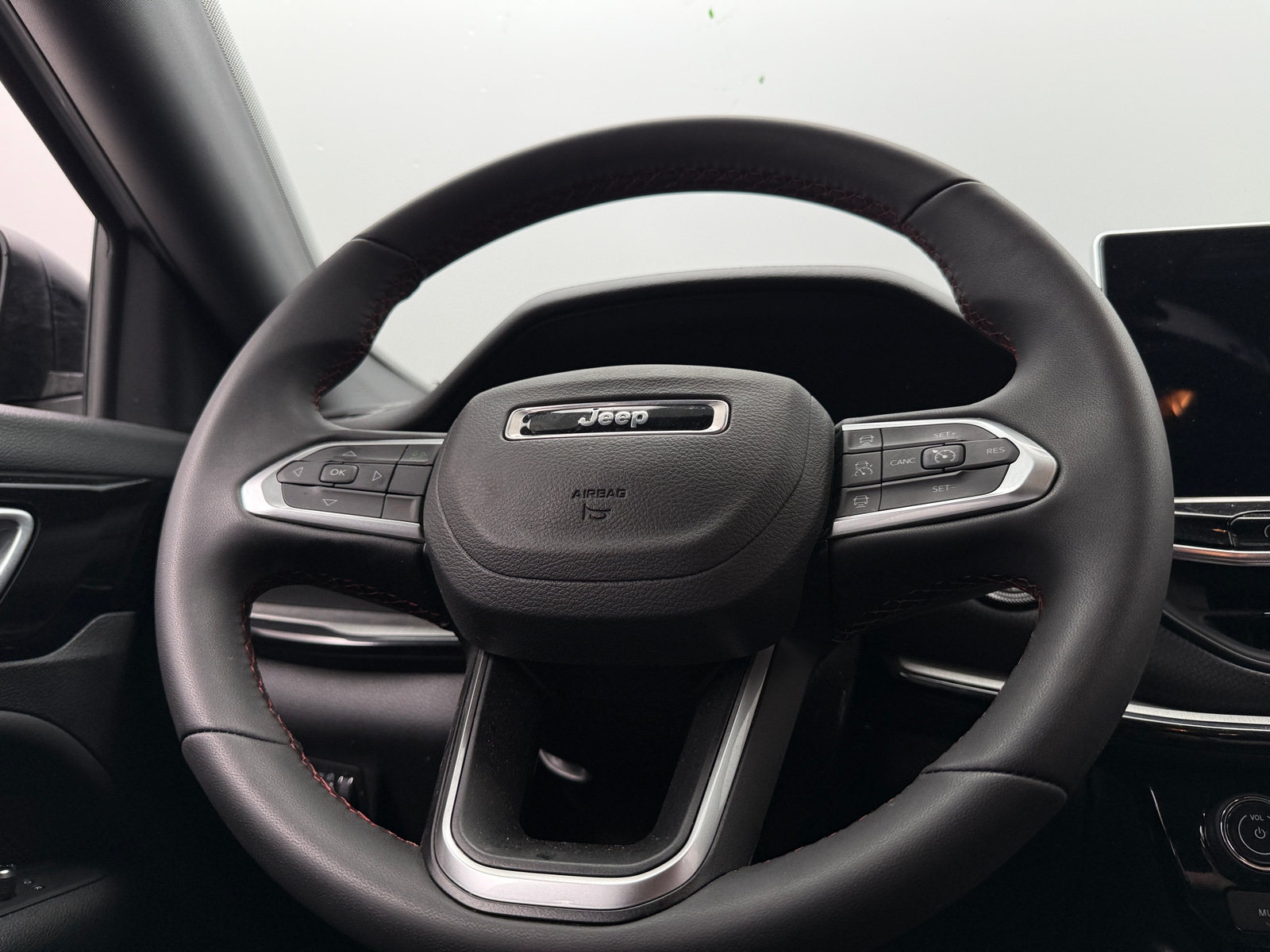 Thumbnail: 2025 Jeep Compass - 4