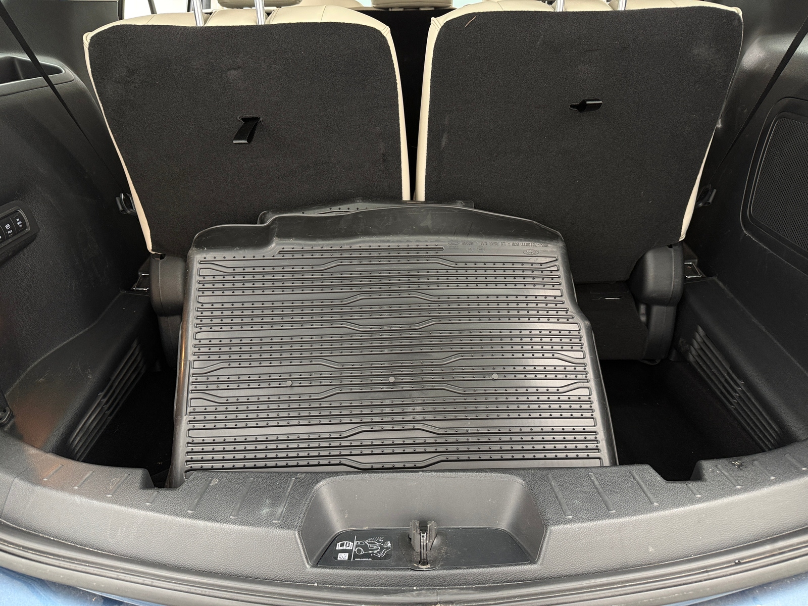 Thumbnail: 2019 Ford Explorer - 6