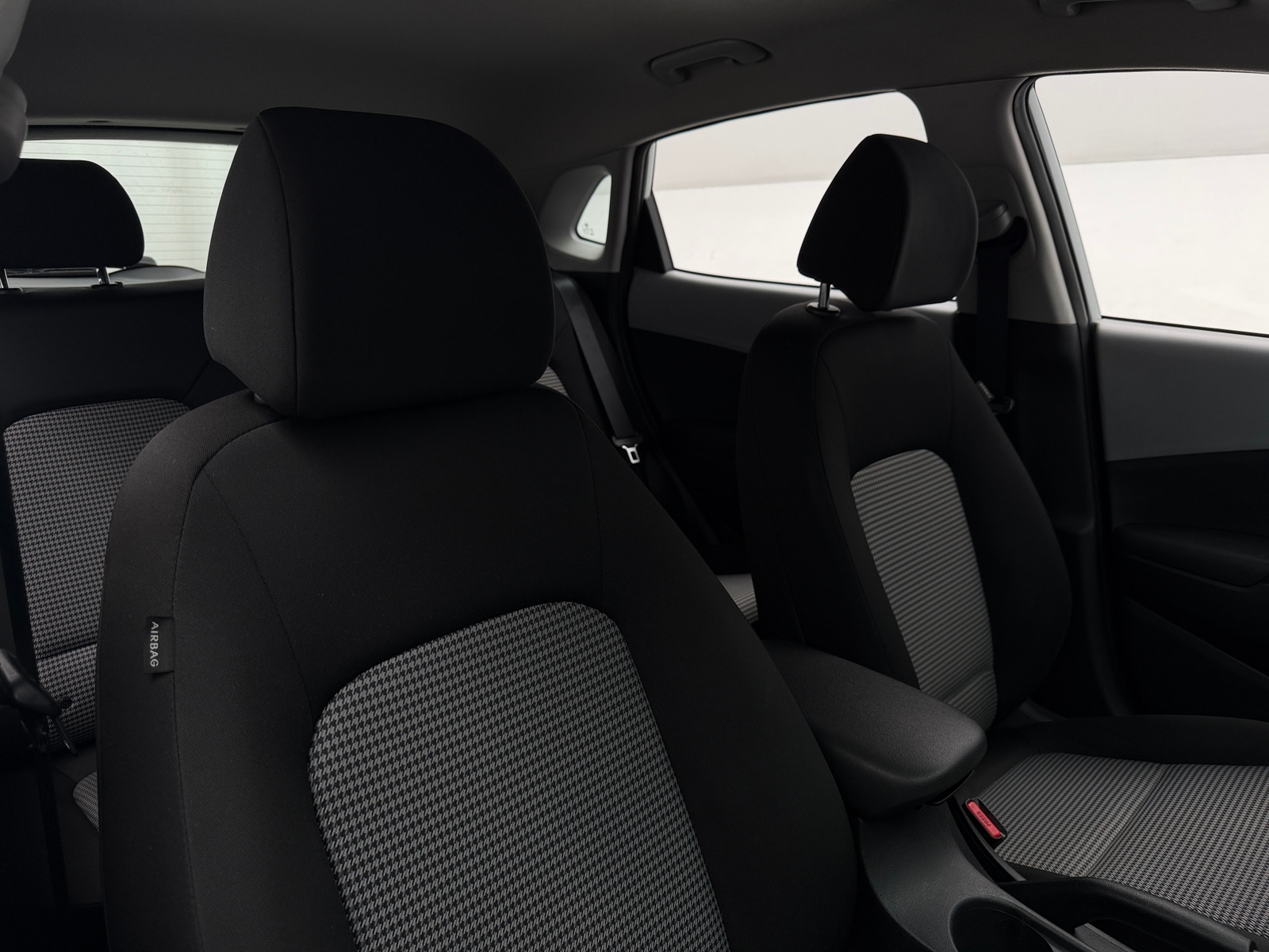 Thumbnail: 2019 Hyundai Kona - 2