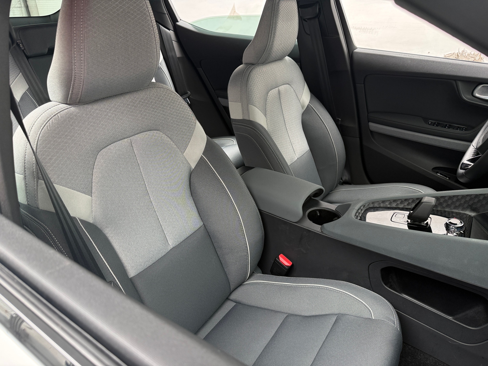 Thumbnail: 2022 Polestar 2 - 2