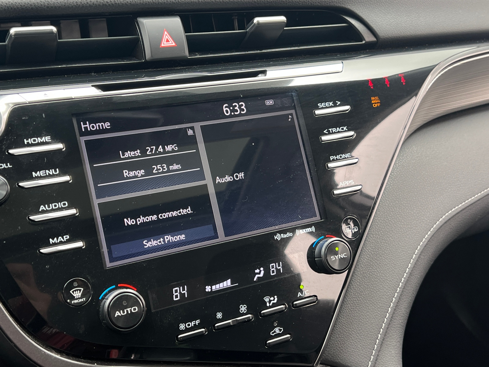 Thumbnail: 2019 Toyota Camry - 4