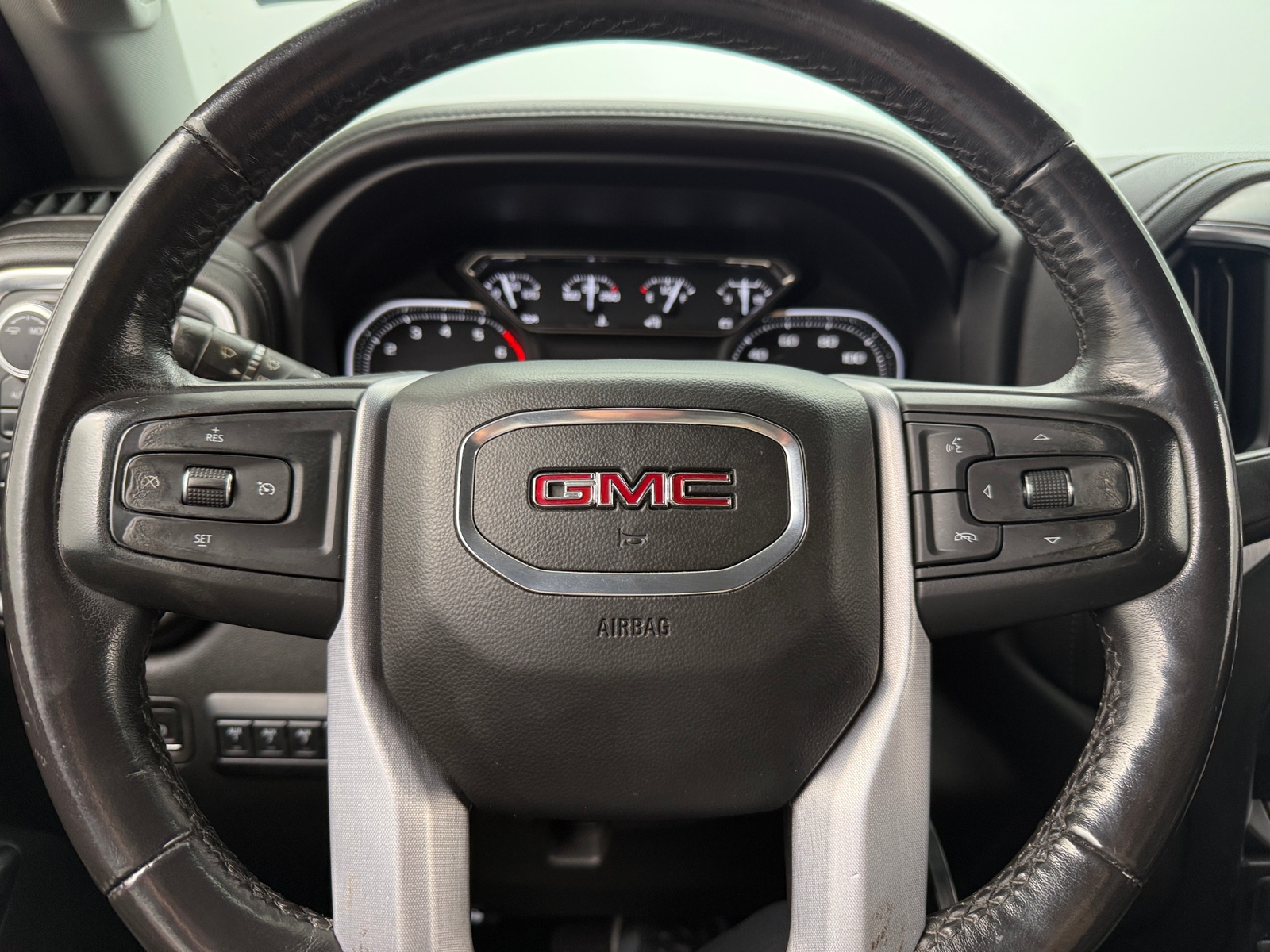 Thumbnail: 2022 GMC Sierra 2500 - 5