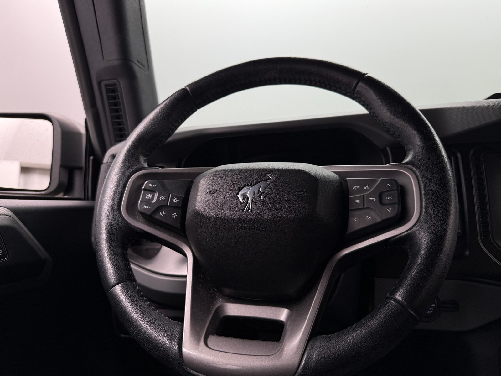 Thumbnail: 2022 Ford Bronco - 4
