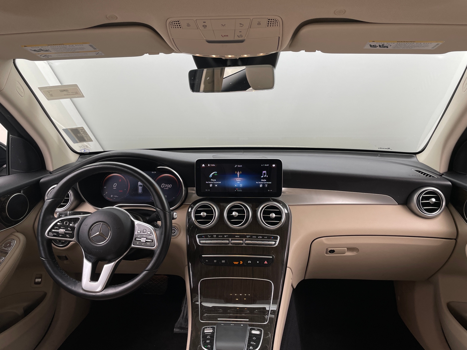Thumbnail: 2022 Mercedes-Benz GLC - 2