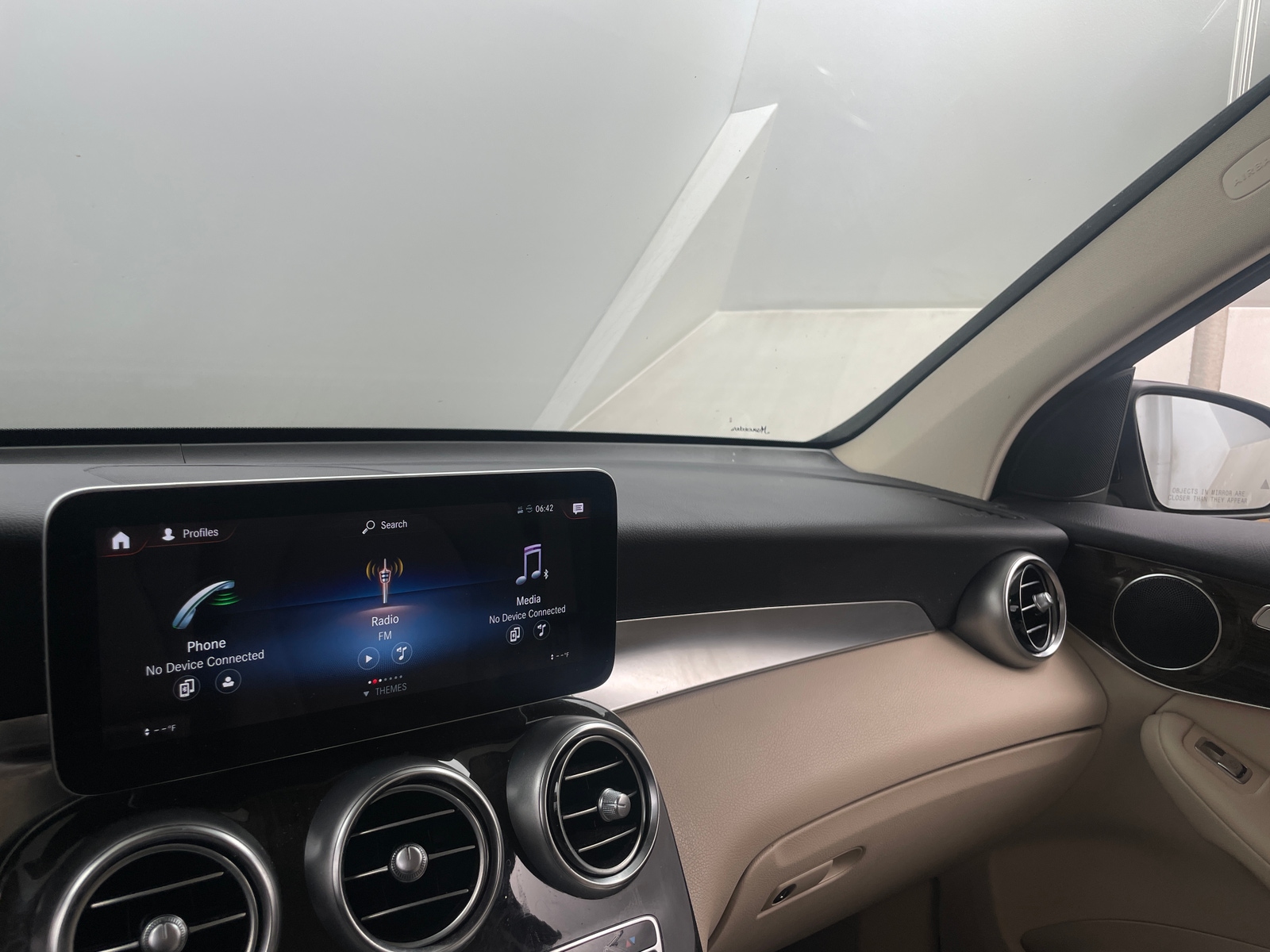 Thumbnail: 2022 Mercedes-Benz GLC - 3