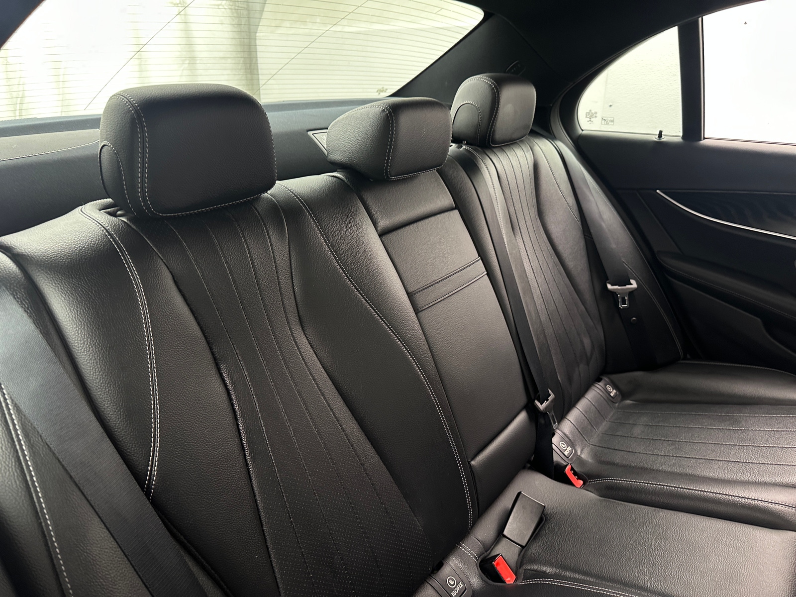 Thumbnail: 2022 Mercedes-Benz E-Class - 5