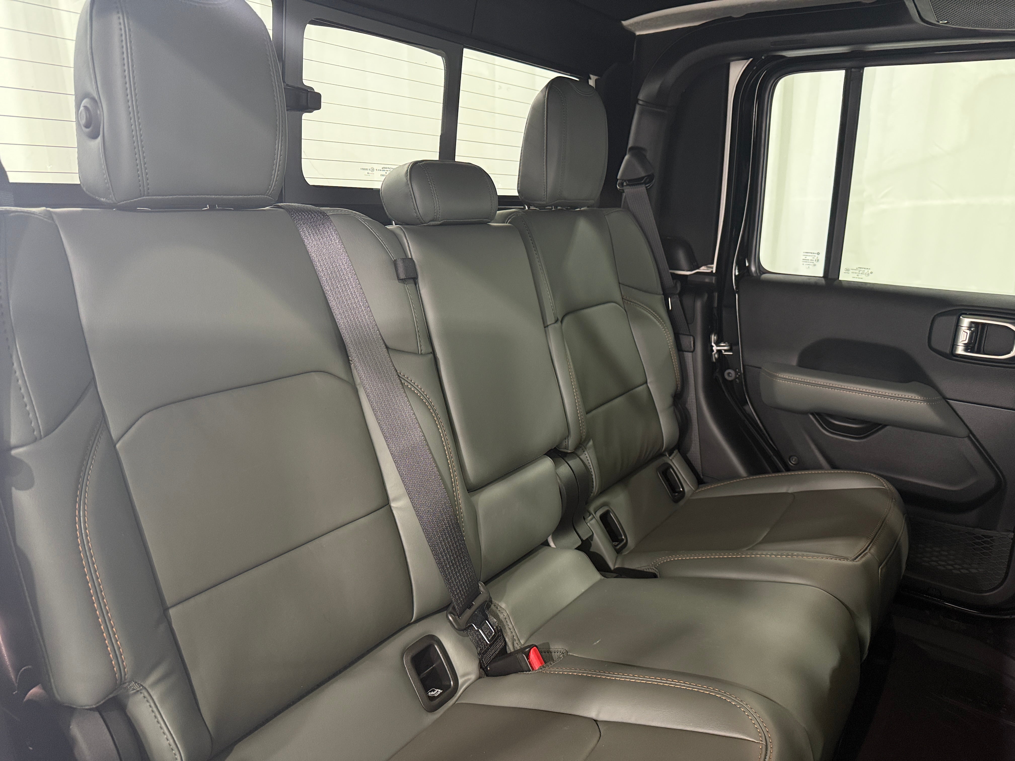 2026 Jeep Gladiator Mojave X - Photo 4