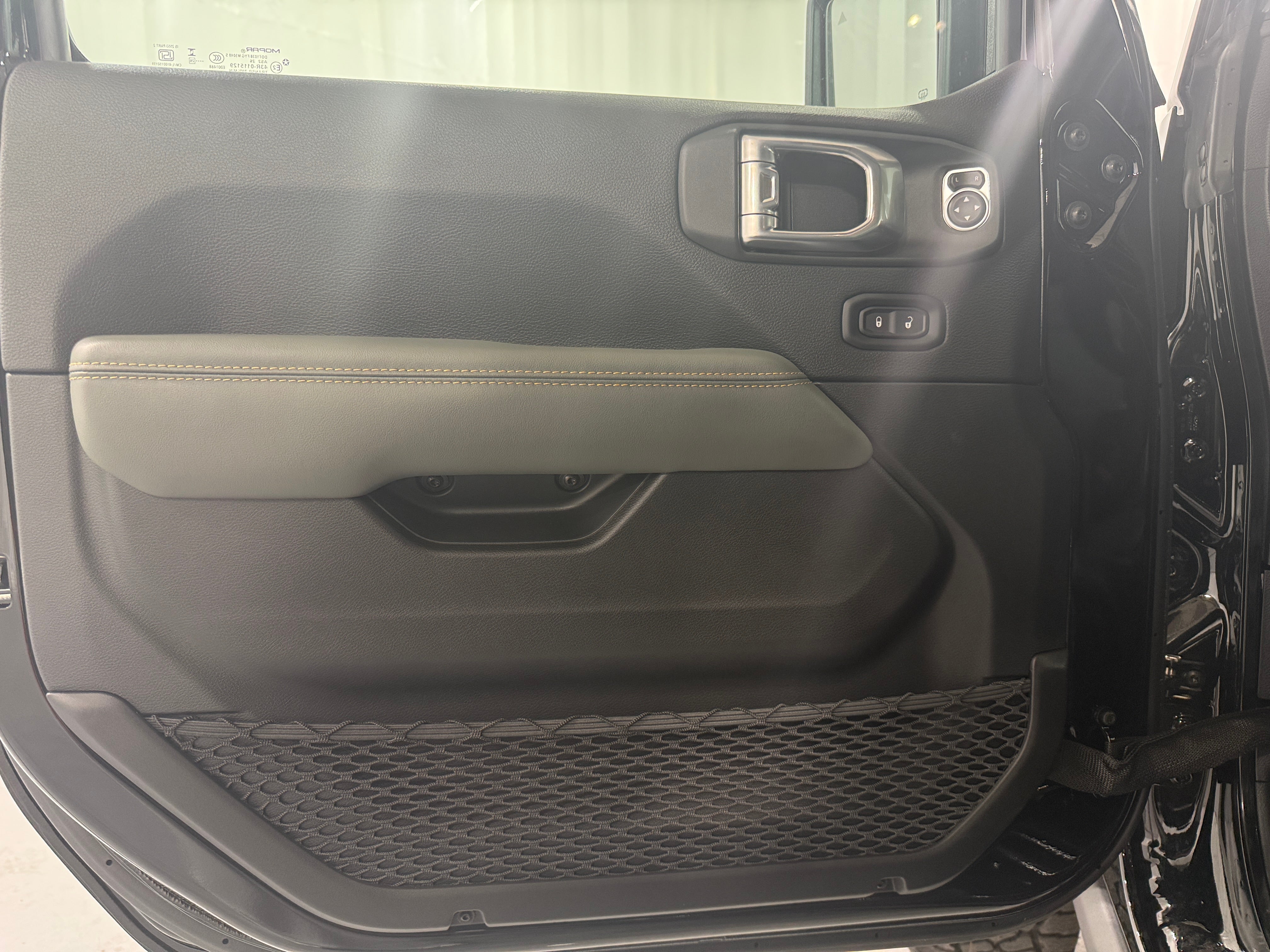 2026 Jeep Gladiator Mojave X - Photo 10