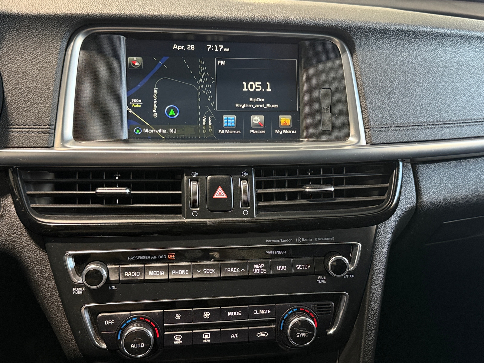 Thumbnail: 2016 Kia Optima - 3
