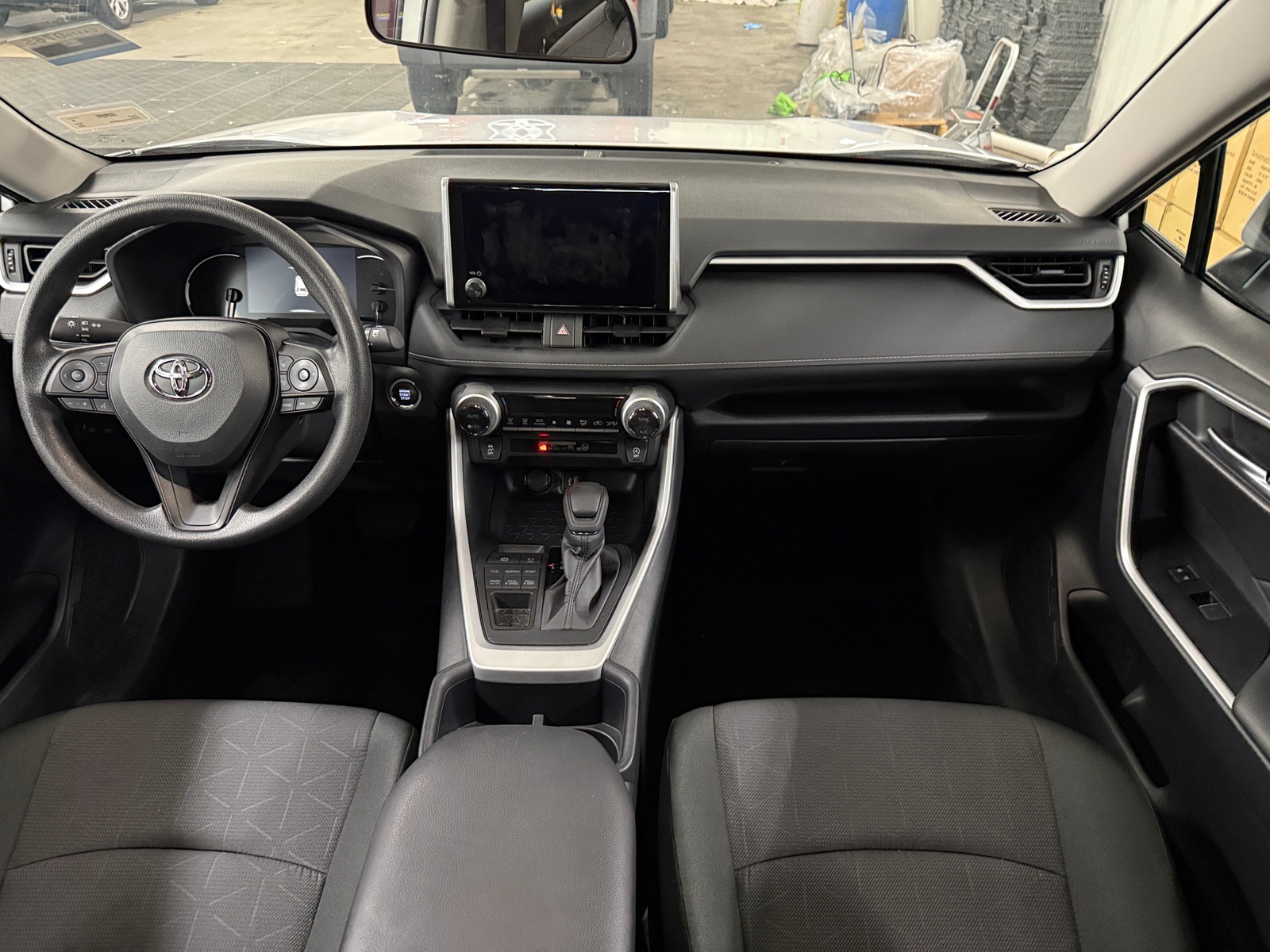 Thumbnail: 2025 Toyota RAV4 - 3