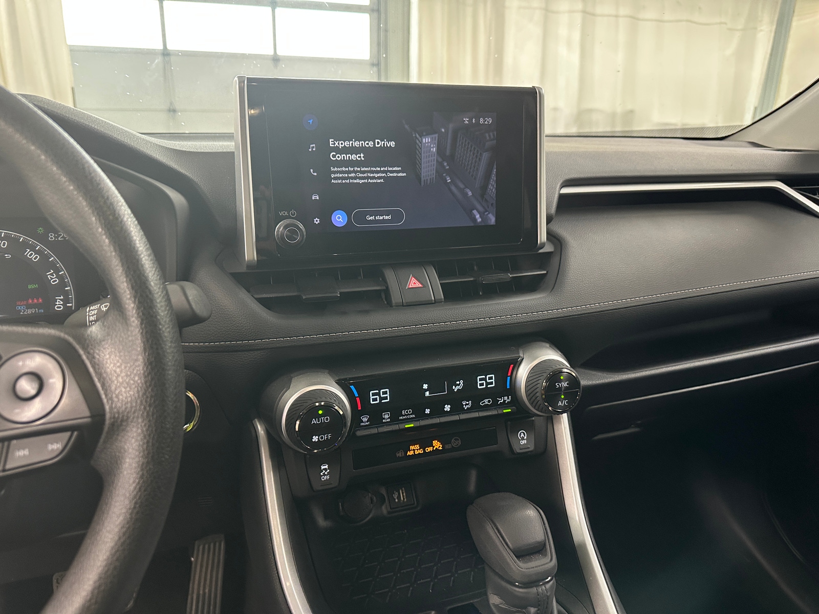 Thumbnail: 2025 Toyota RAV4 - 4