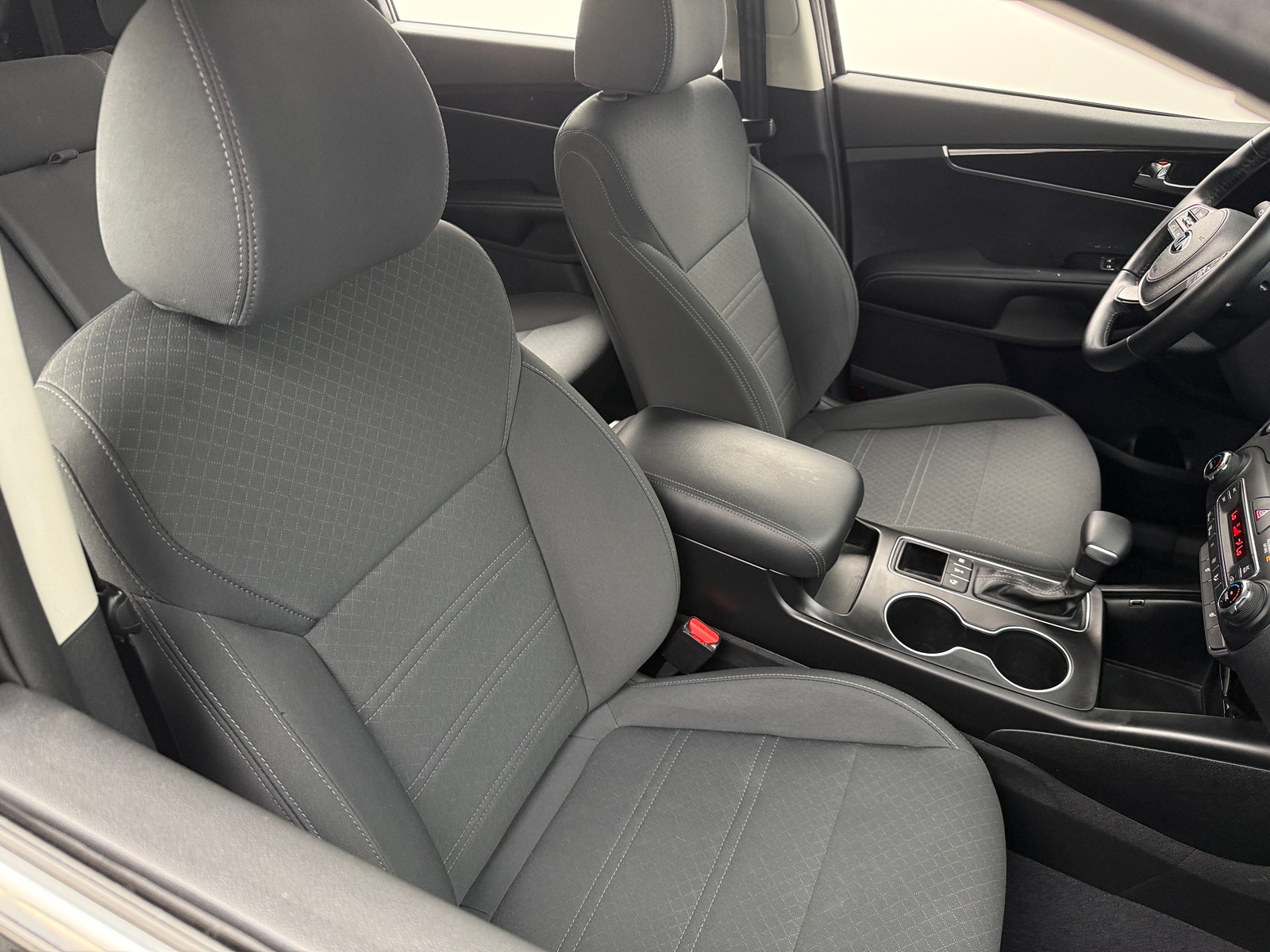 Thumbnail: 2020 Kia Sorento - 2