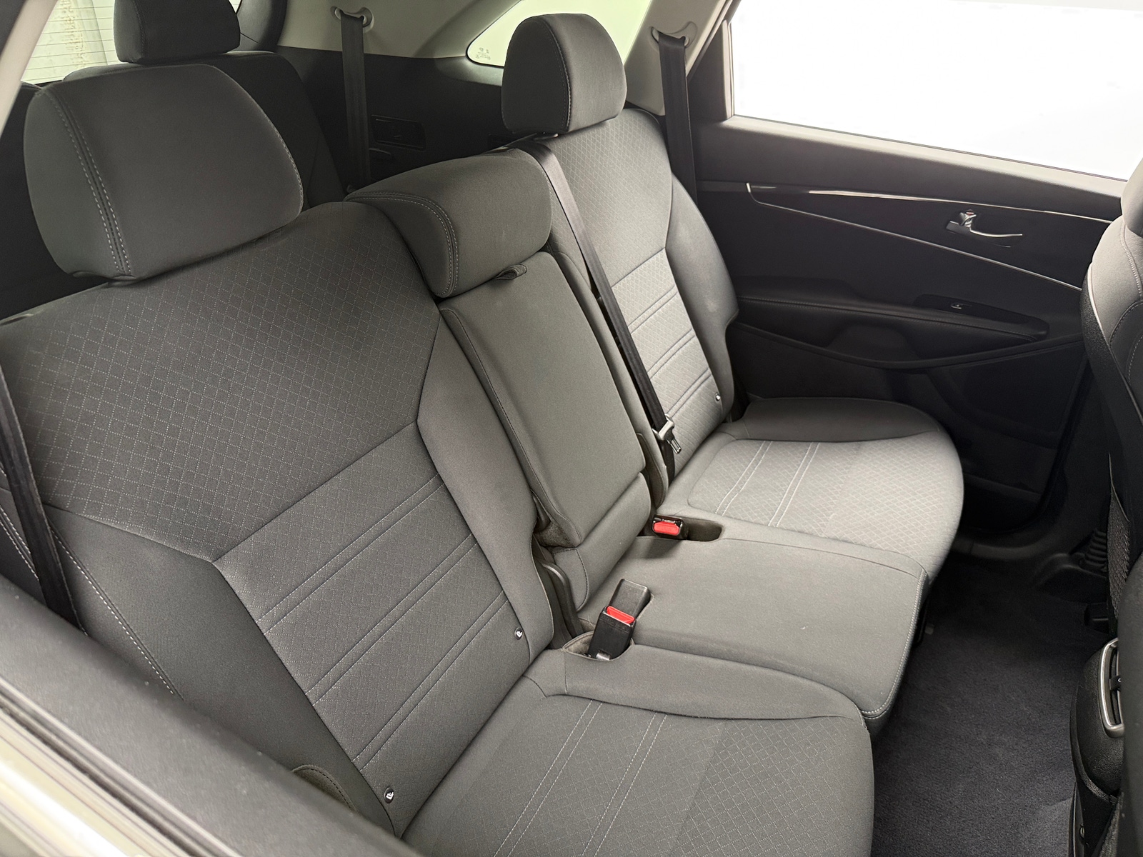 Thumbnail: 2020 Kia Sorento - 6