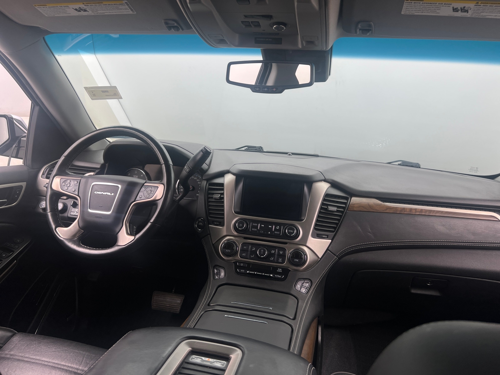 Thumbnail: 2019 GMC Yukon - 2
