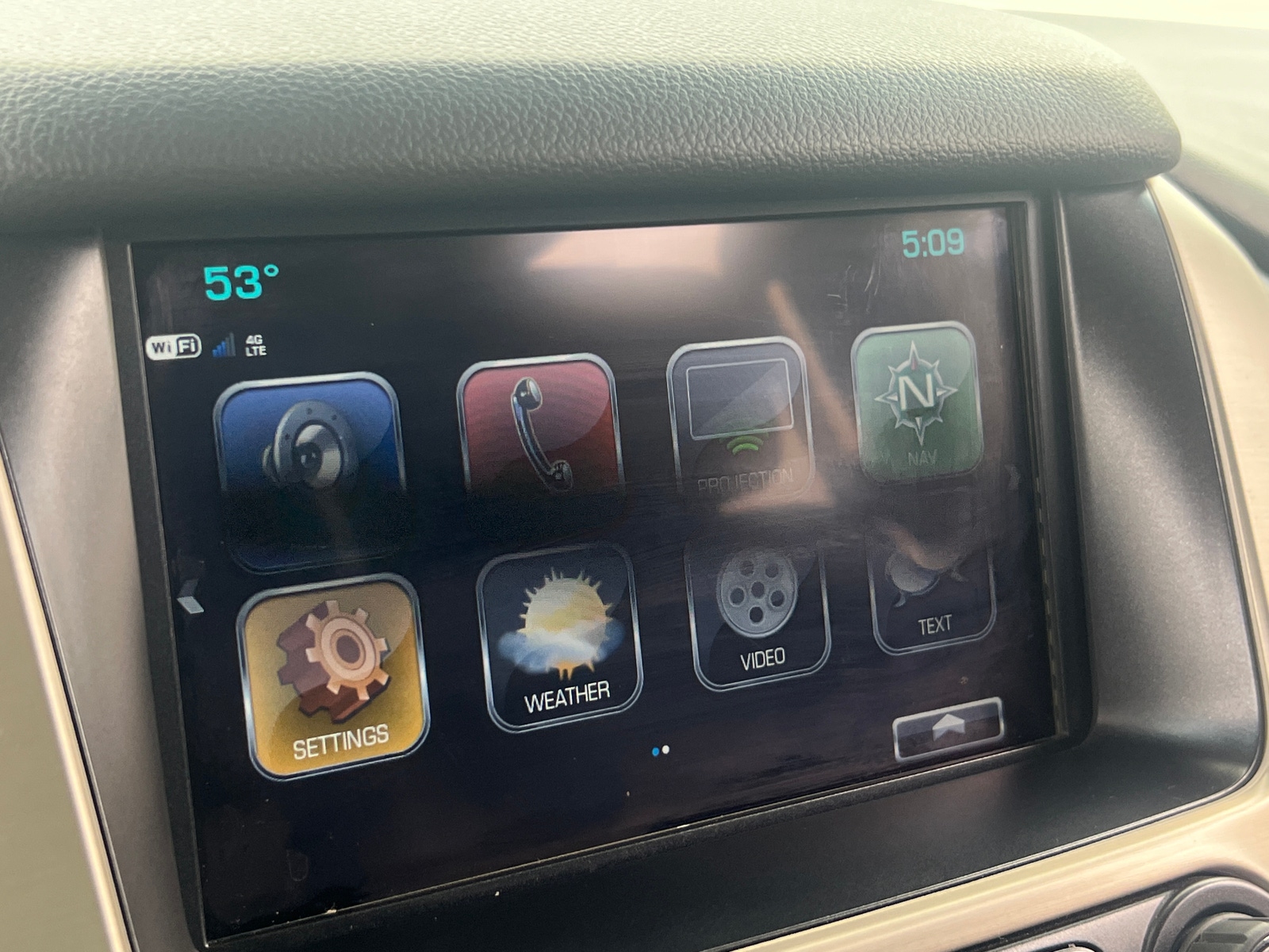 Thumbnail: 2019 GMC Yukon - 3