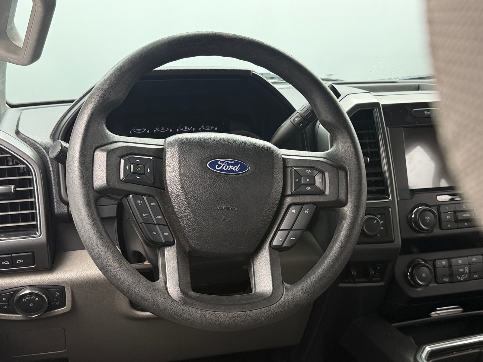 Thumbnail: 2021 Ford Econoline - 5