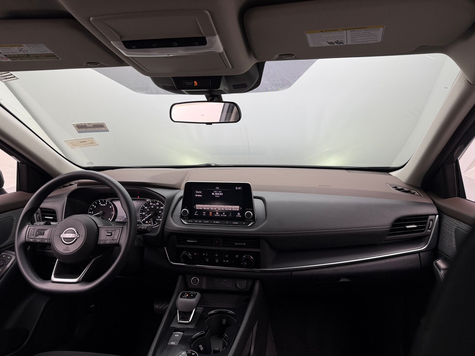 Thumbnail: 2023 Nissan Rogue - 3