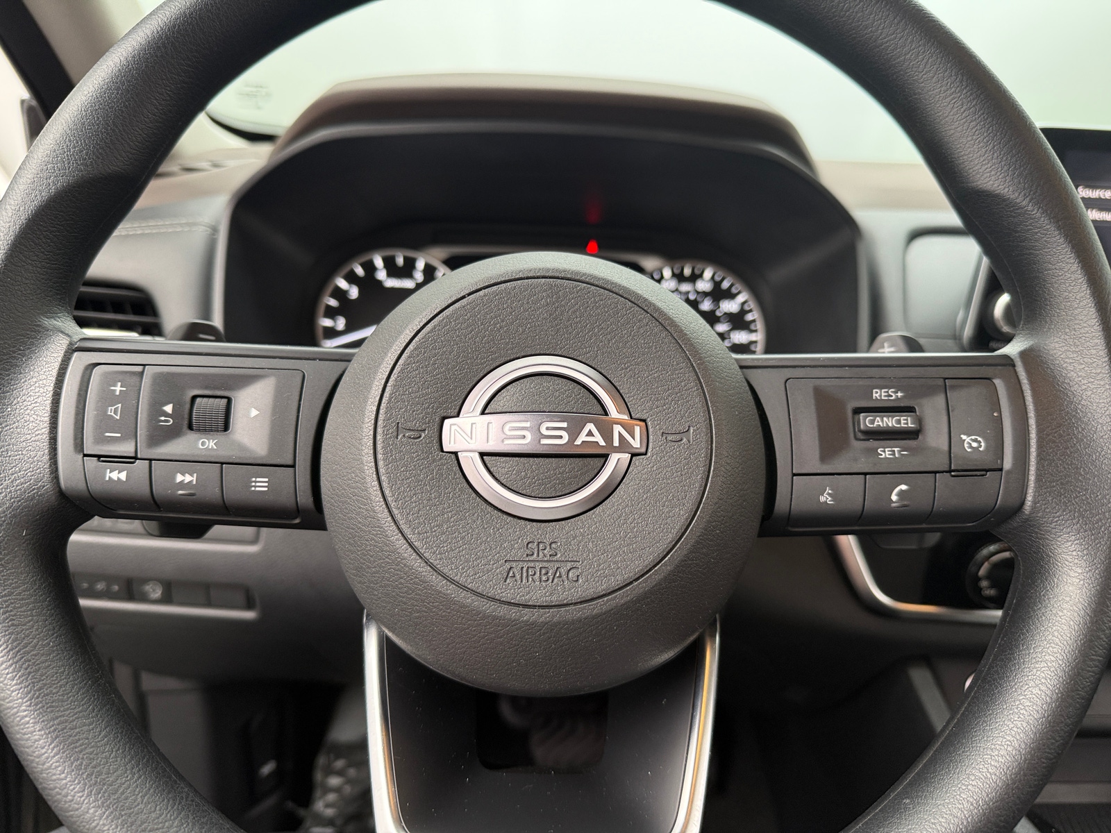 Thumbnail: 2023 Nissan Rogue - 5