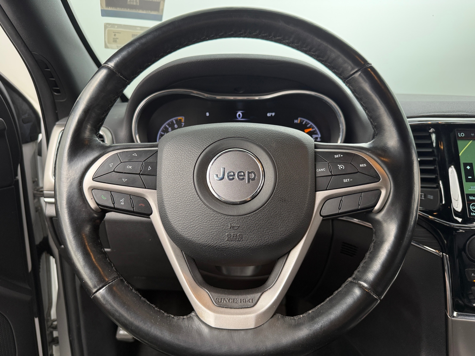 Thumbnail: 2020 Jeep Grand Cherokee - 4