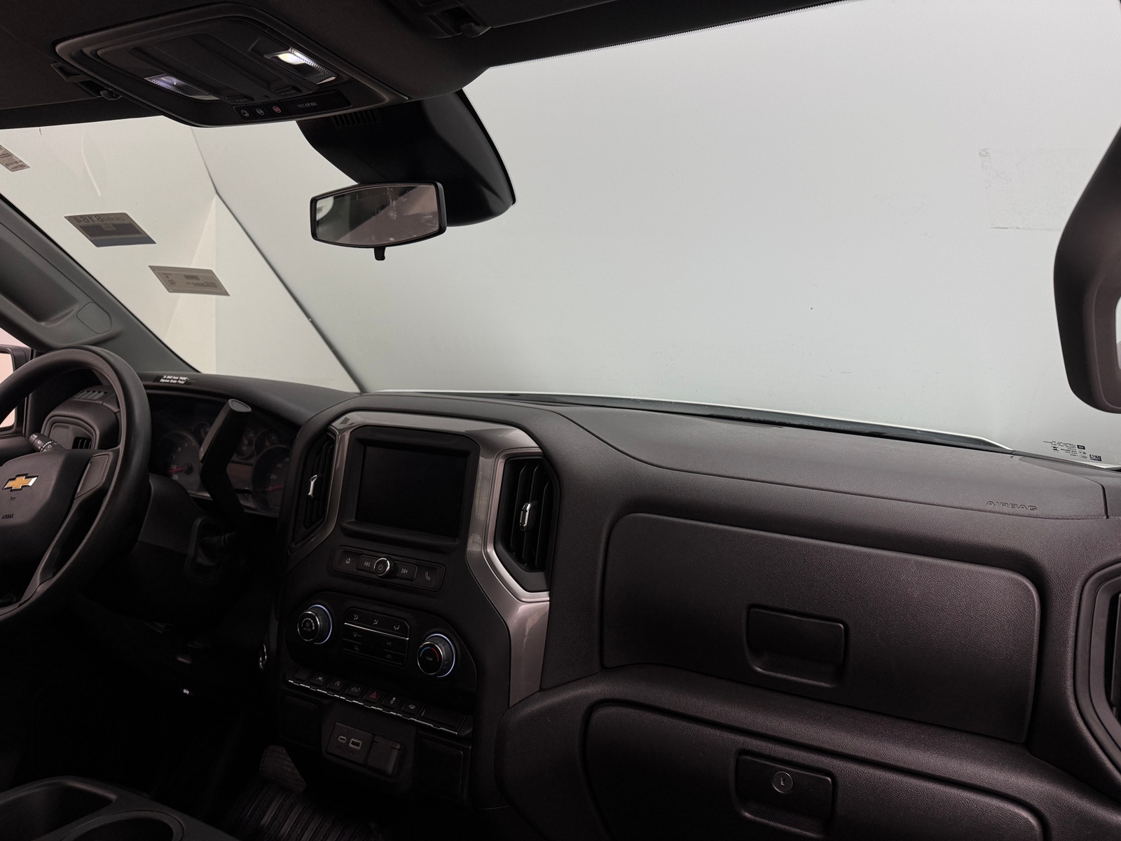 Thumbnail: 2025 Chevrolet Silverado 1500 - 3