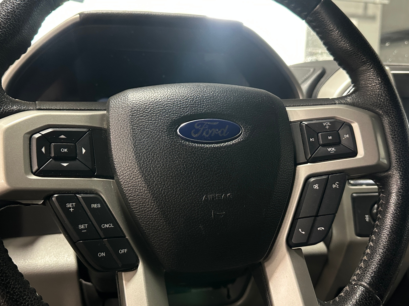 Thumbnail: 2016 Ford Econoline - 4