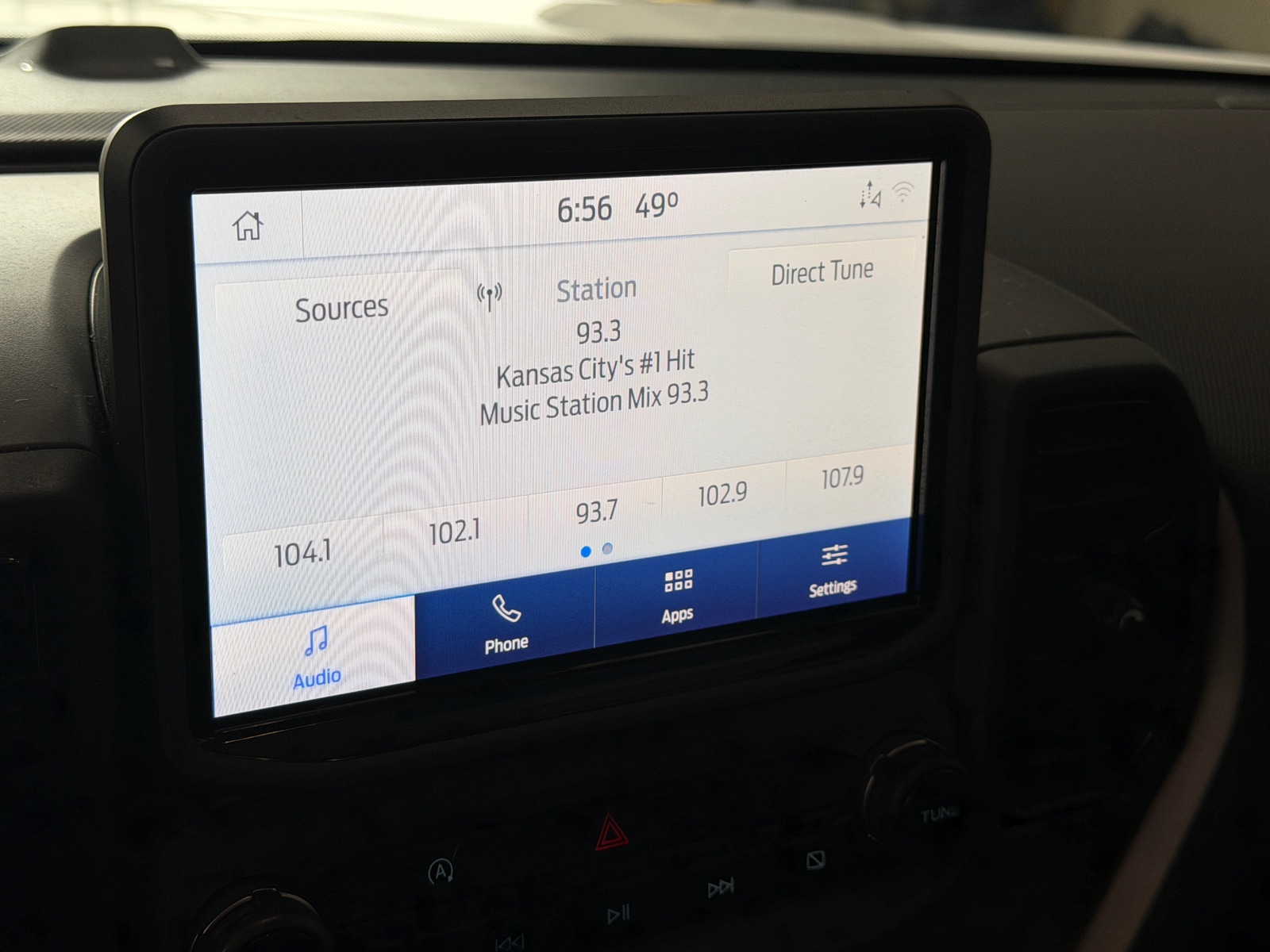 Thumbnail: 2021 Ford Bronco Sport - 4