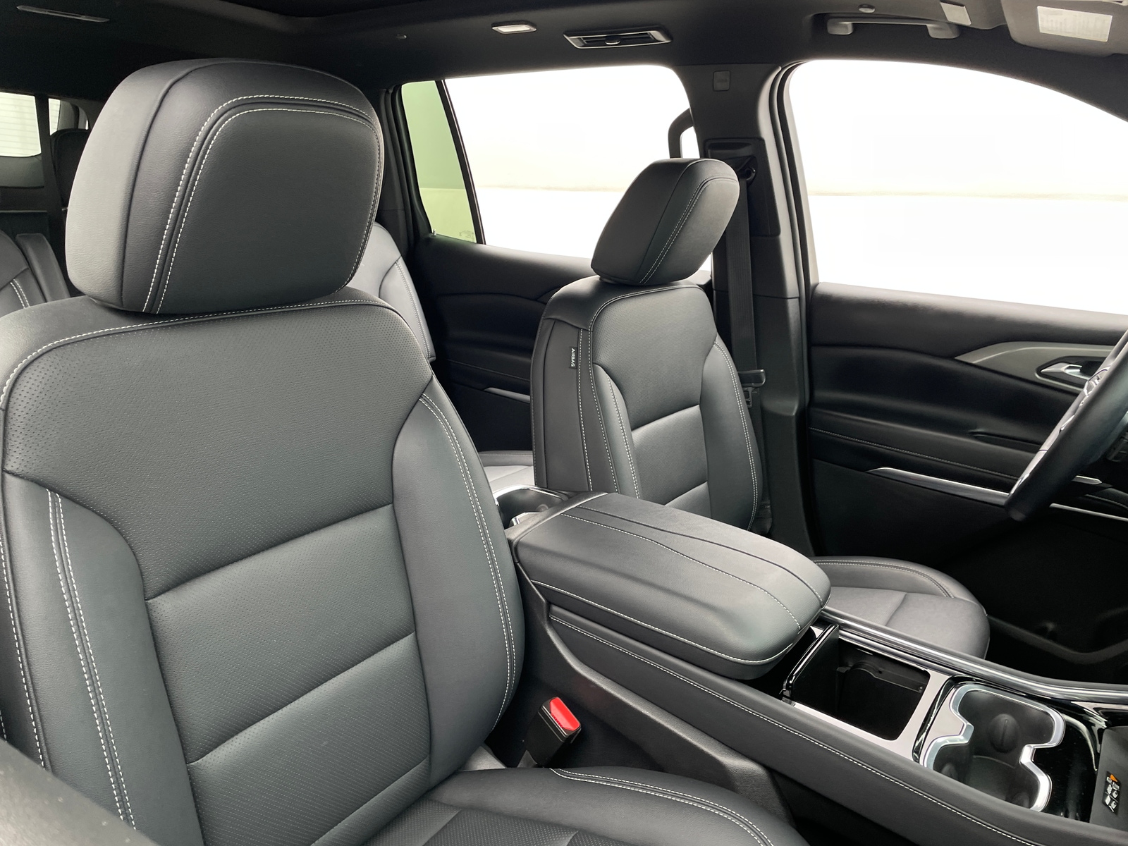 Thumbnail: 2024 Chevrolet Traverse - 2