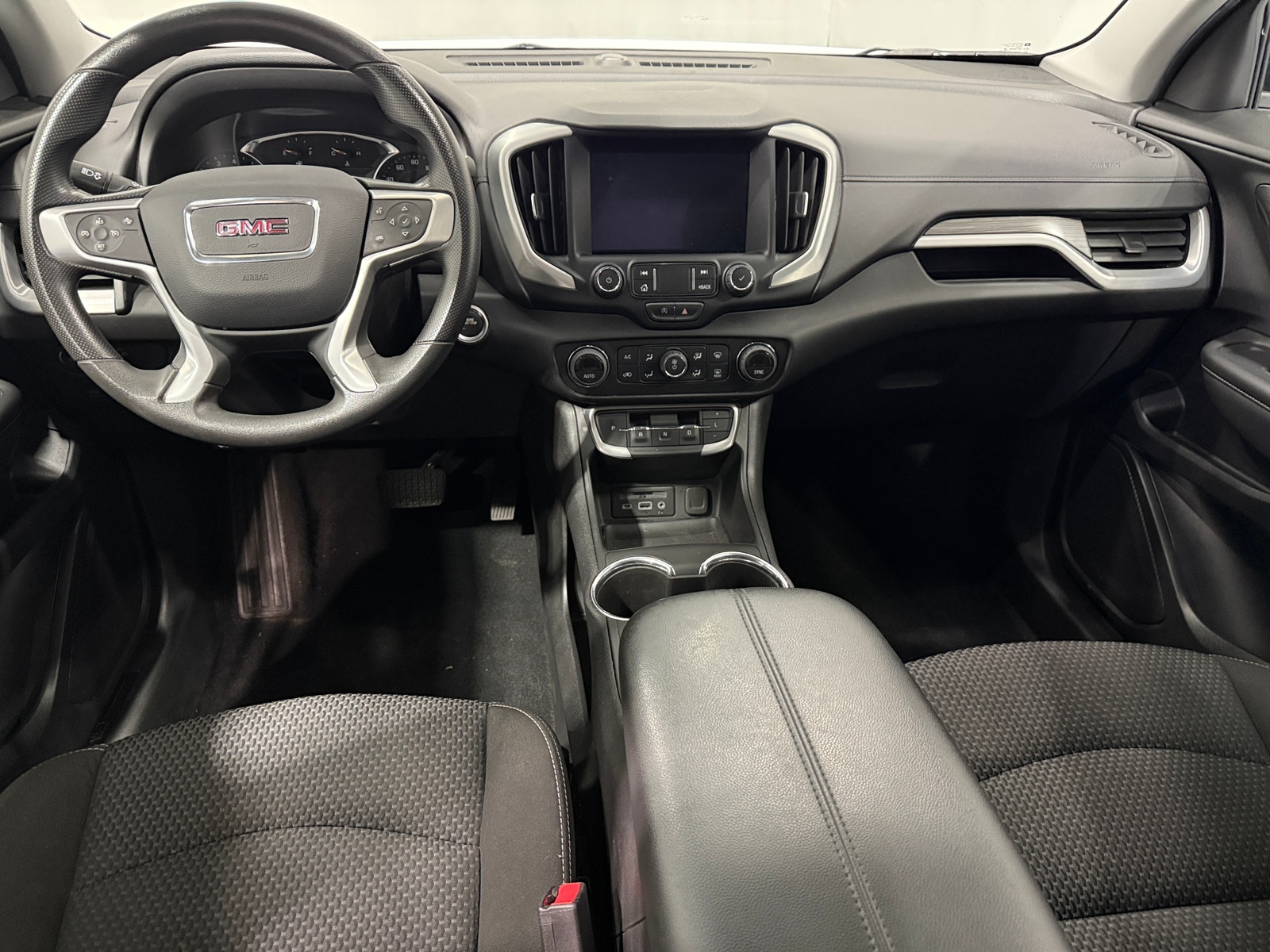 Thumbnail: 2023 GMC Terrain - 3
